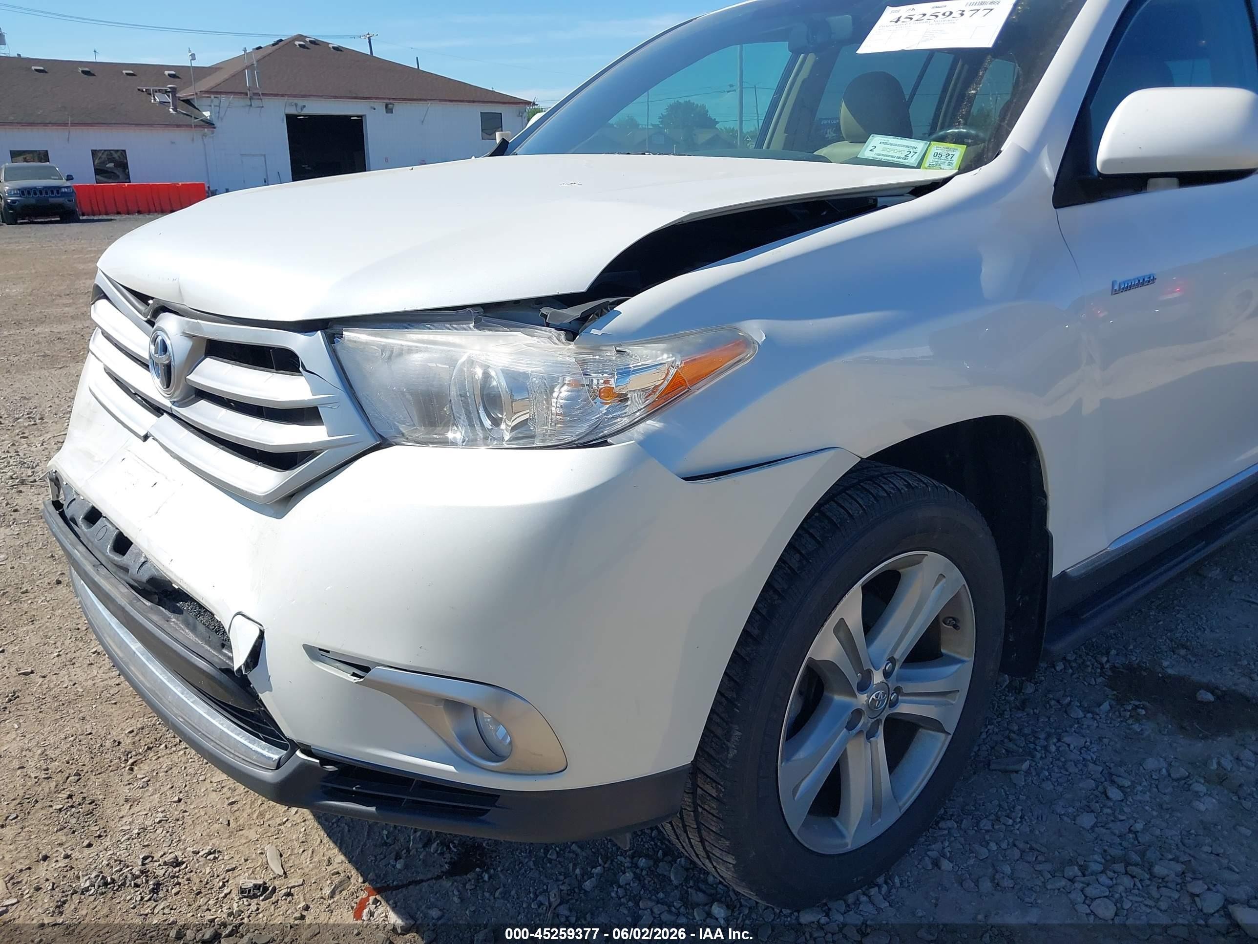 2012 Toyota Highlander Limited V6 White vin: 5TDDK3EH2CS133632