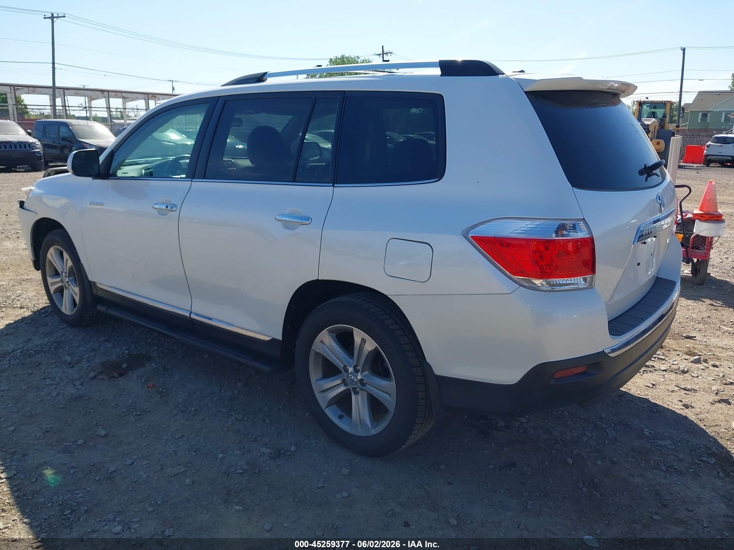 2012 Toyota Highlander Limited V6 White vin: 5TDDK3EH2CS133632