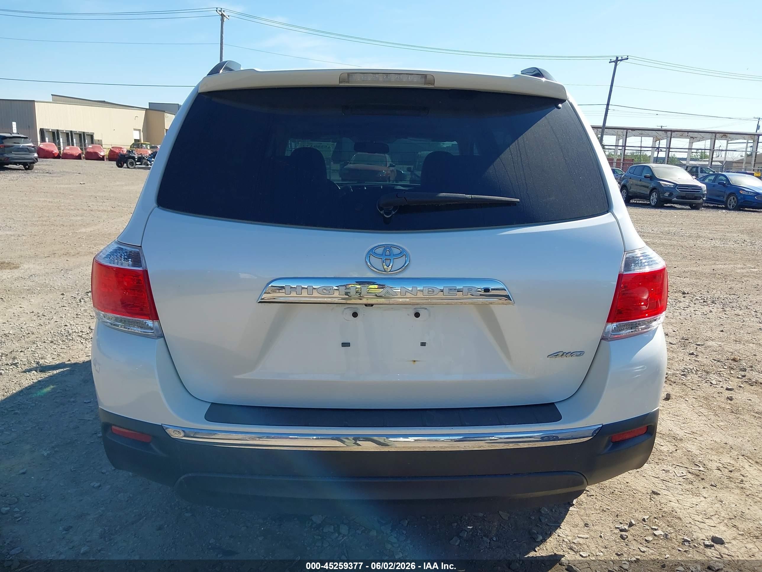 2012 Toyota Highlander Limited V6 White vin: 5TDDK3EH2CS133632