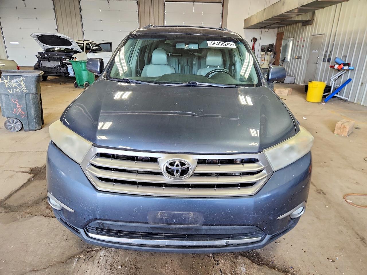 2012 Toyota Highlander Blue vin: 5TDDK3EH2CS154111