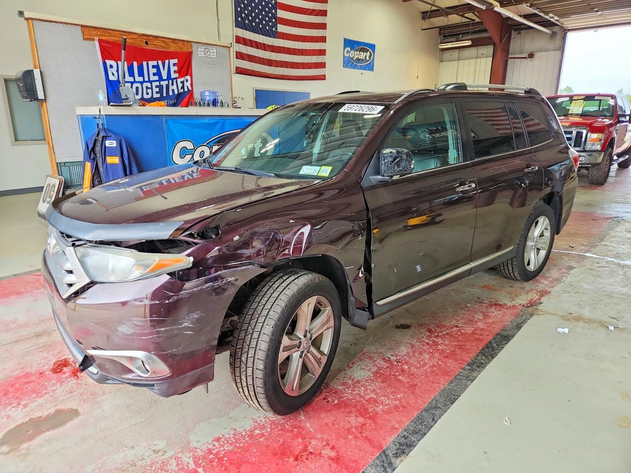 2012 Toyota Highlander Limited Burgundy vin: 5TDDK3EH2CS158904