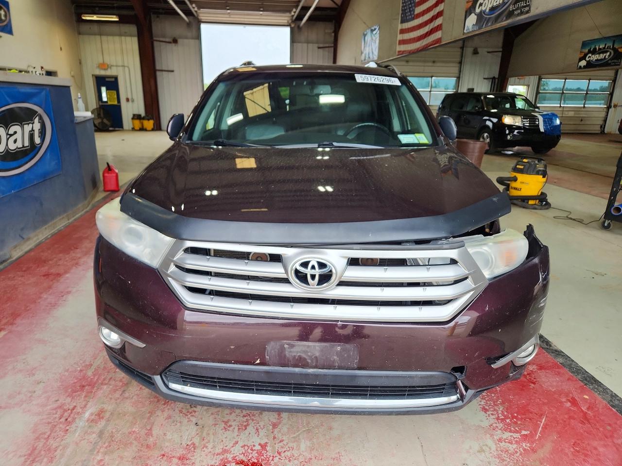 2012 Toyota Highlander Limited Burgundy vin: 5TDDK3EH2CS158904