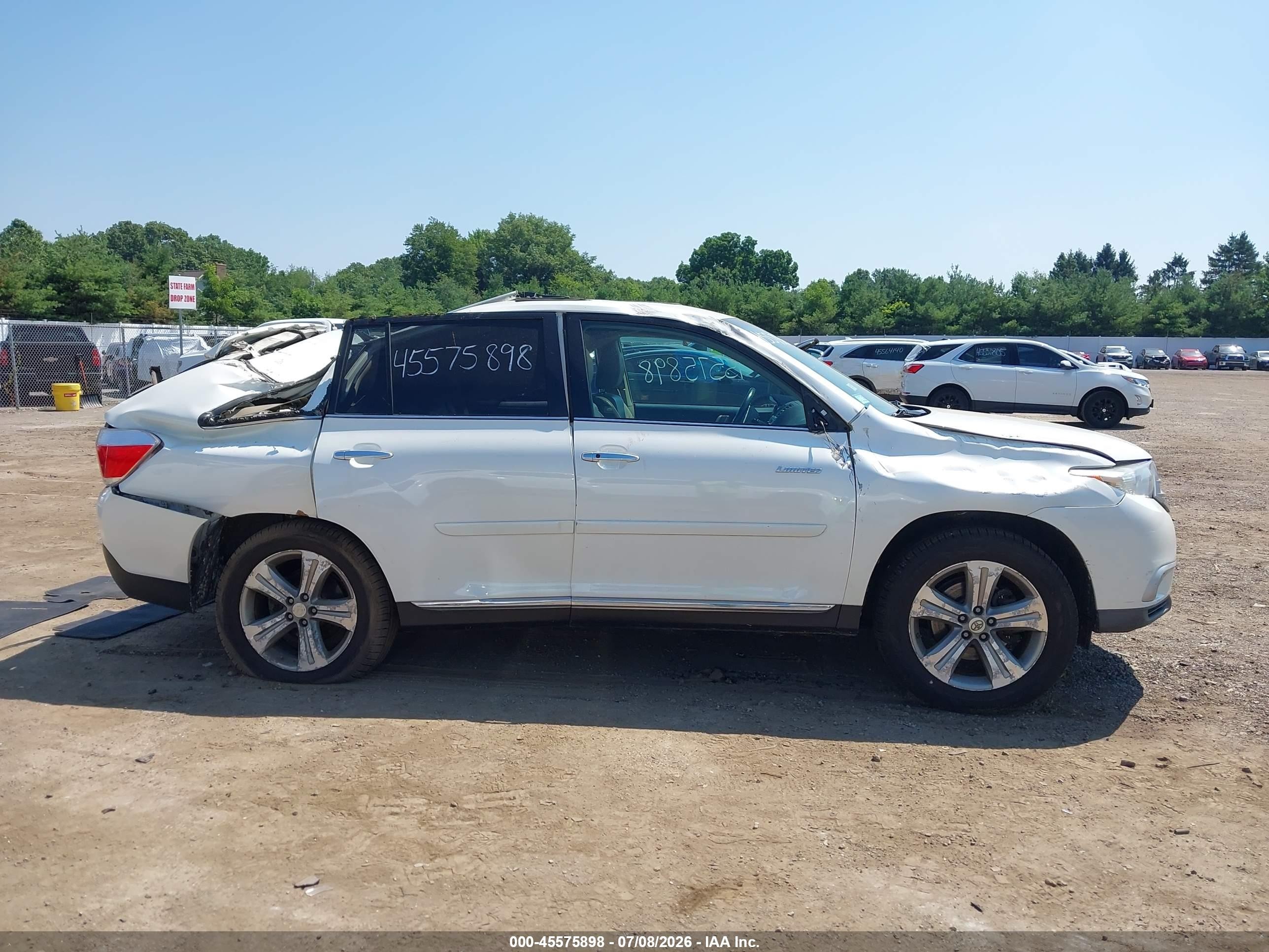 2013 Toyota Highlander Limited V6 White vin: 5TDDK3EH2DS179611