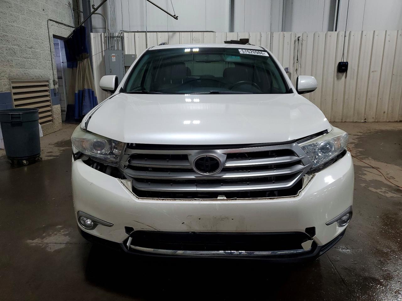 2013 Toyota Highlander Limited White vin: 5TDDK3EH2DS215135