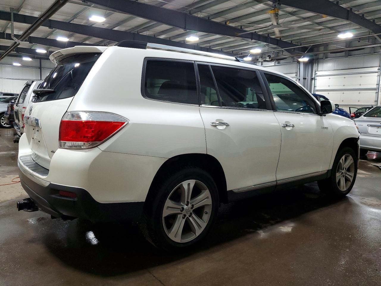 2013 Toyota Highlander Limited White vin: 5TDDK3EH2DS215135
