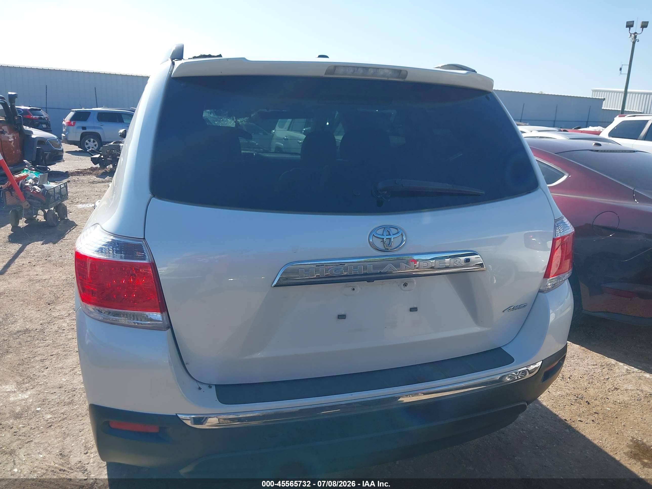 2013 Toyota Highlander Limited V6 Белый vin: 5TDDK3EH2DS226006