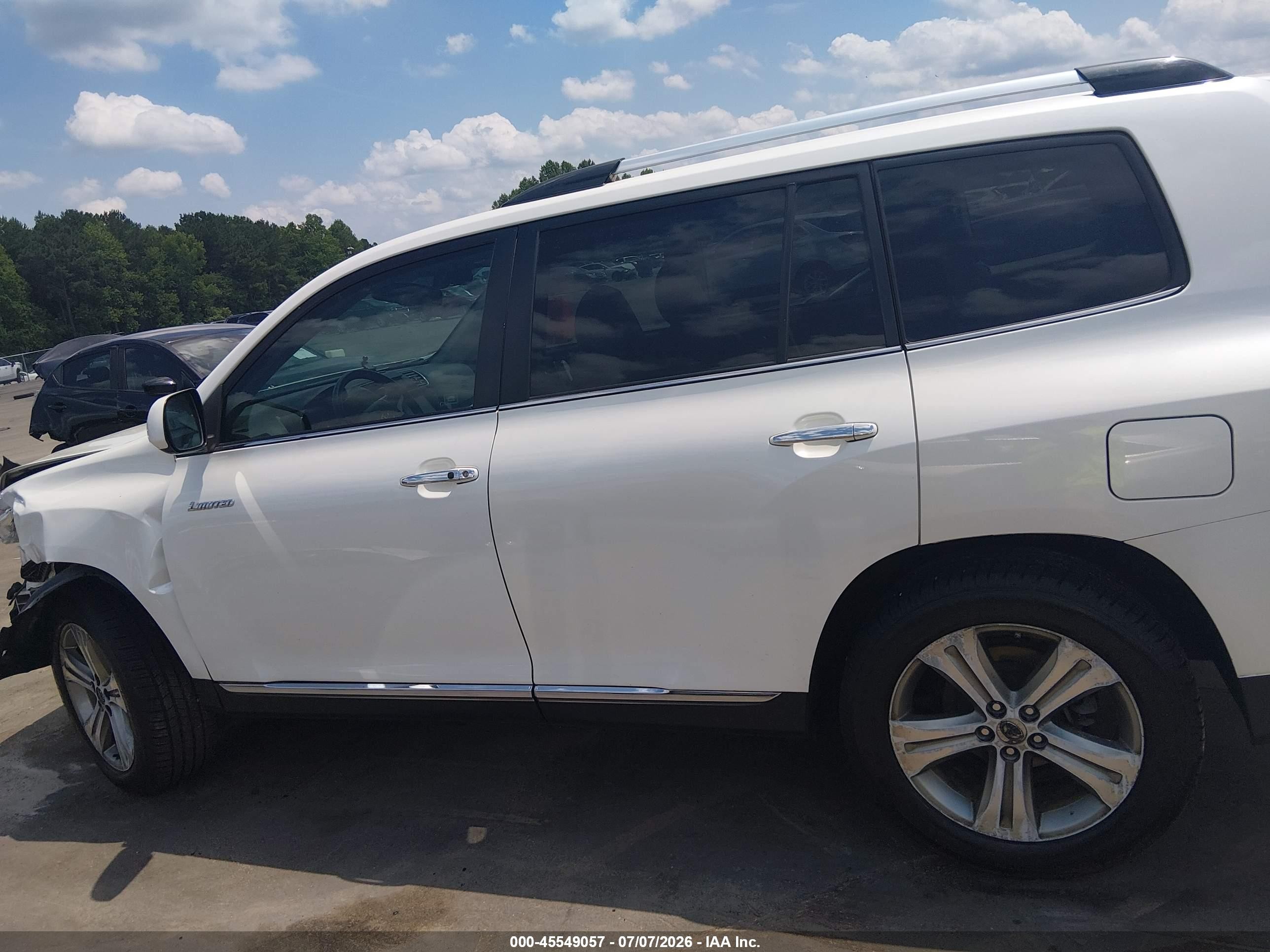 2011 Toyota Highlander Limited V6 White vin: 5TDDK3EH3BS073312