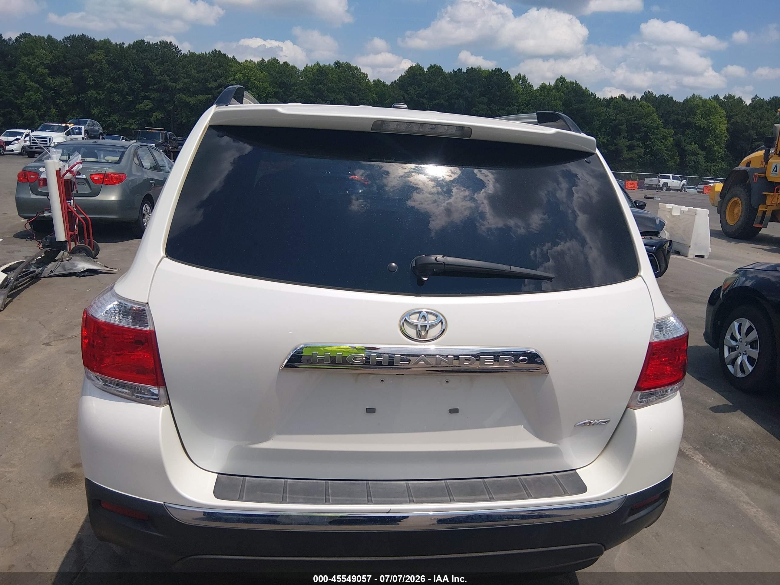 2011 Toyota Highlander Limited V6 White vin: 5TDDK3EH3BS073312