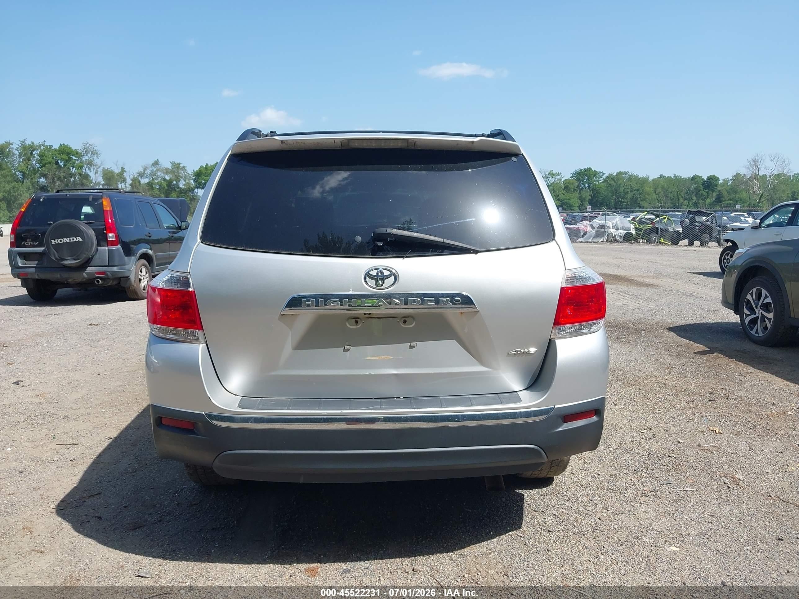2012 Toyota Highlander Limited V6 Silver vin: 5TDDK3EH3CS102518