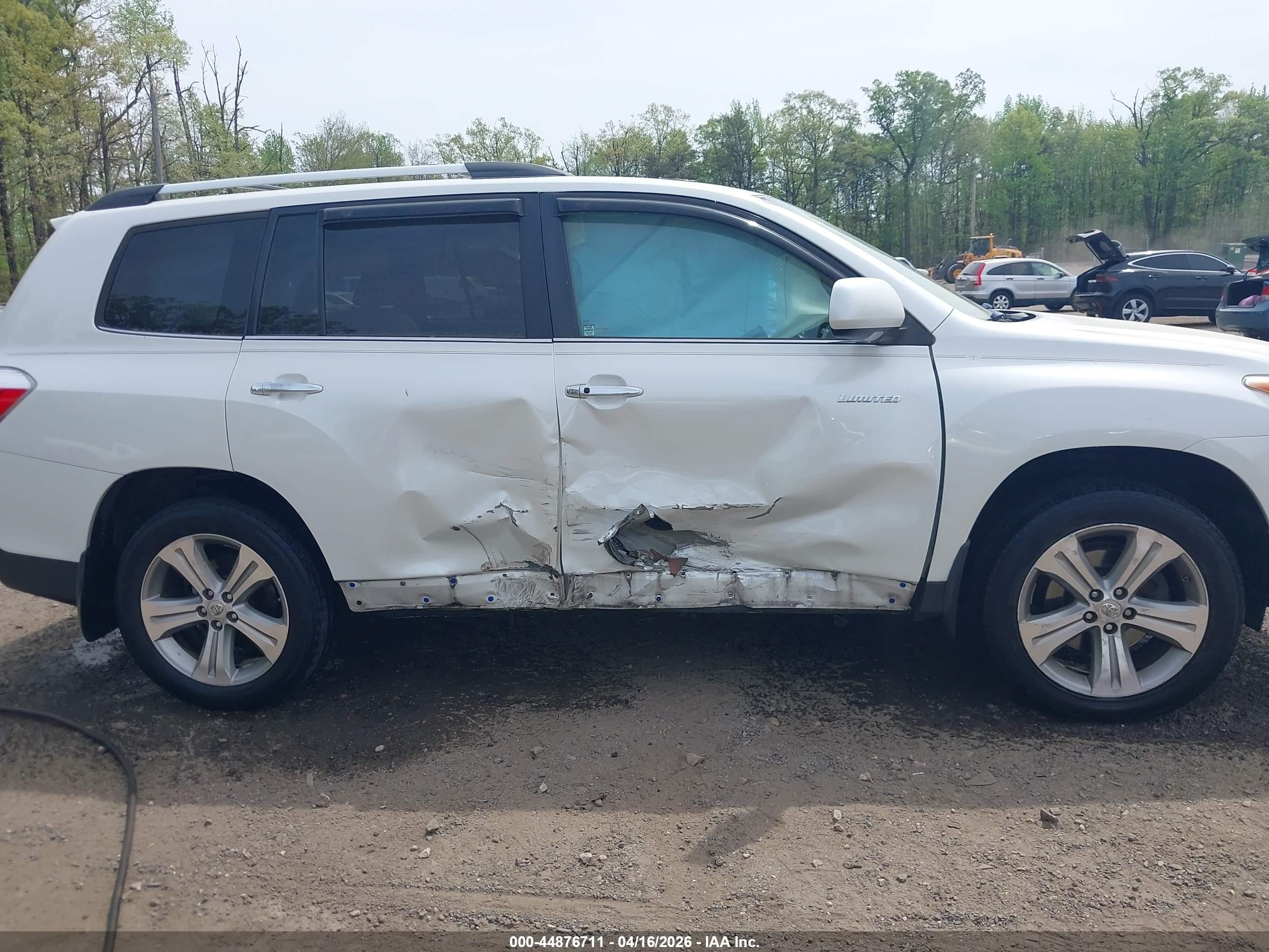 2012 Toyota Highlander Limited V6 White vin: 5TDDK3EH3CS127404