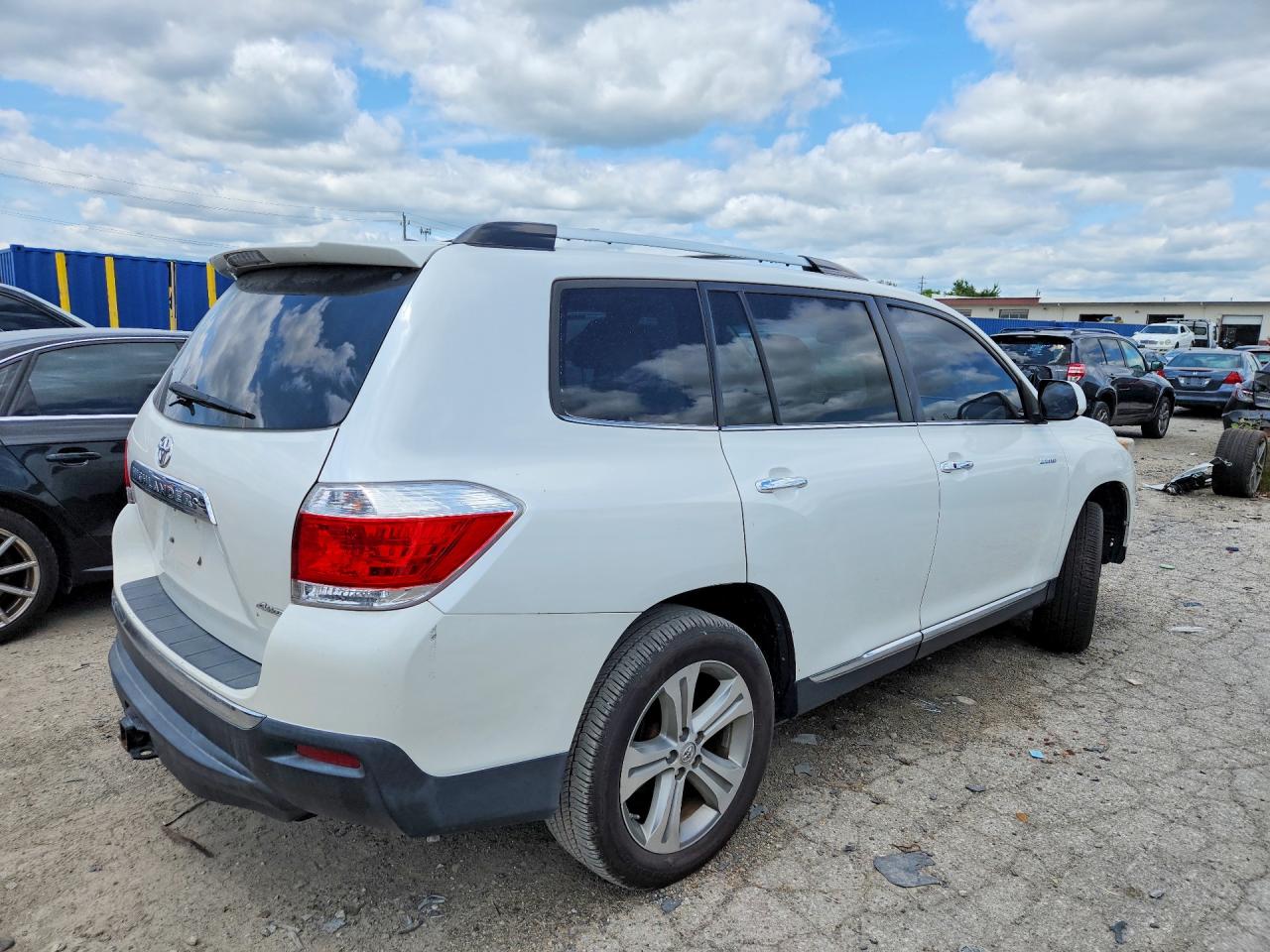 2012 Toyota Highlander Limited White vin: 5TDDK3EH3CS153405