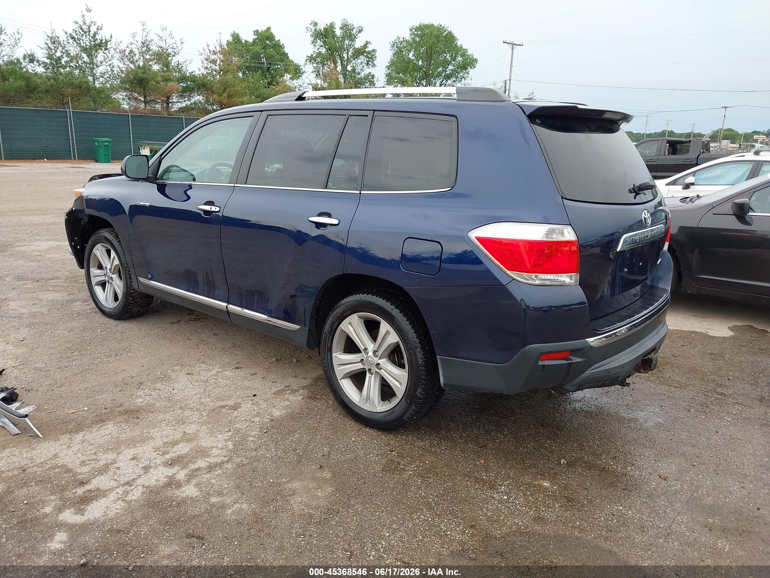 2013 Toyota Highlander Limited V6 Blue vin: 5TDDK3EH3DS227763