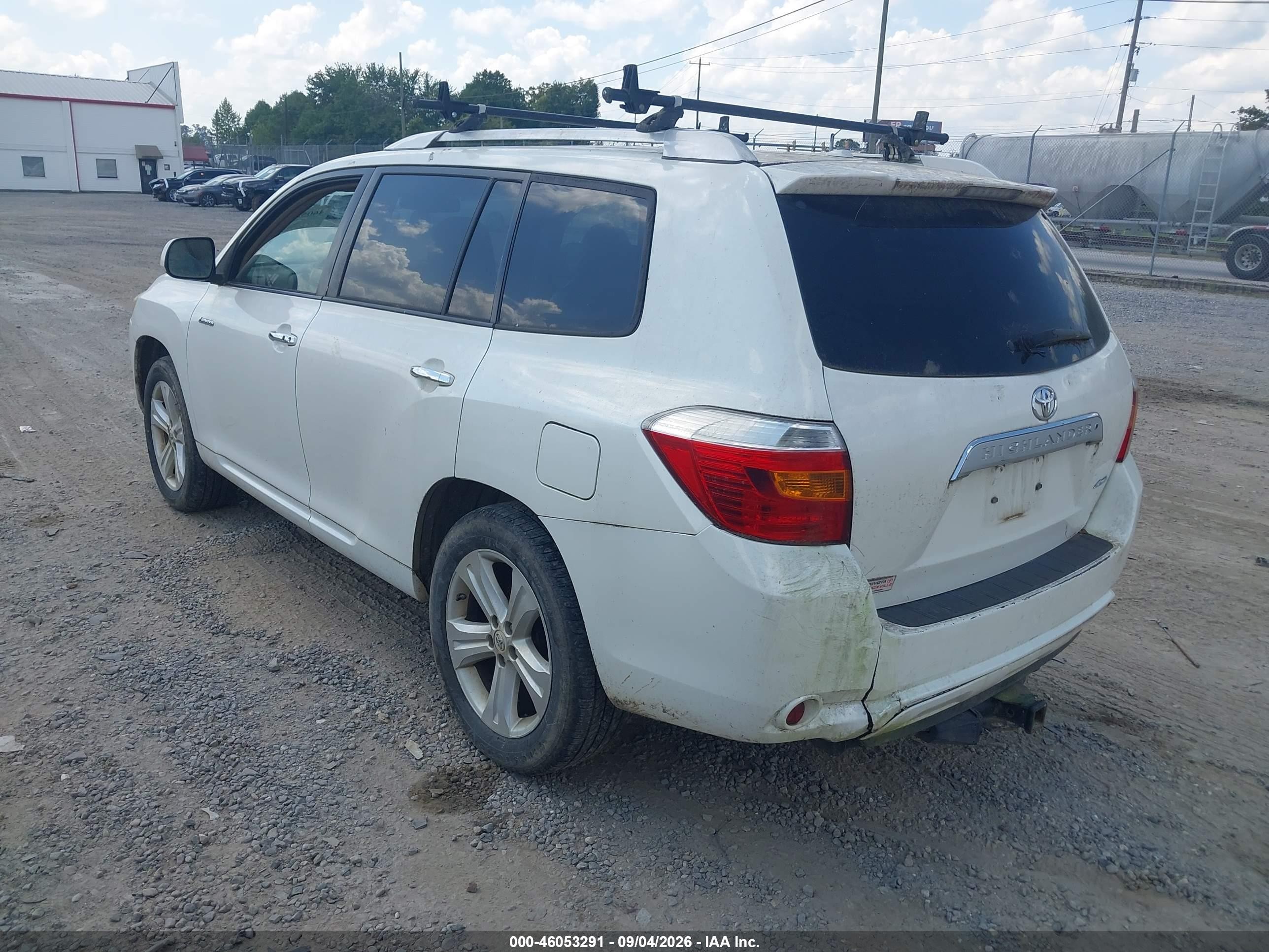 2010 Toyota Highlander Limited V6 White vin: 5TDDK3EH4AS004644
