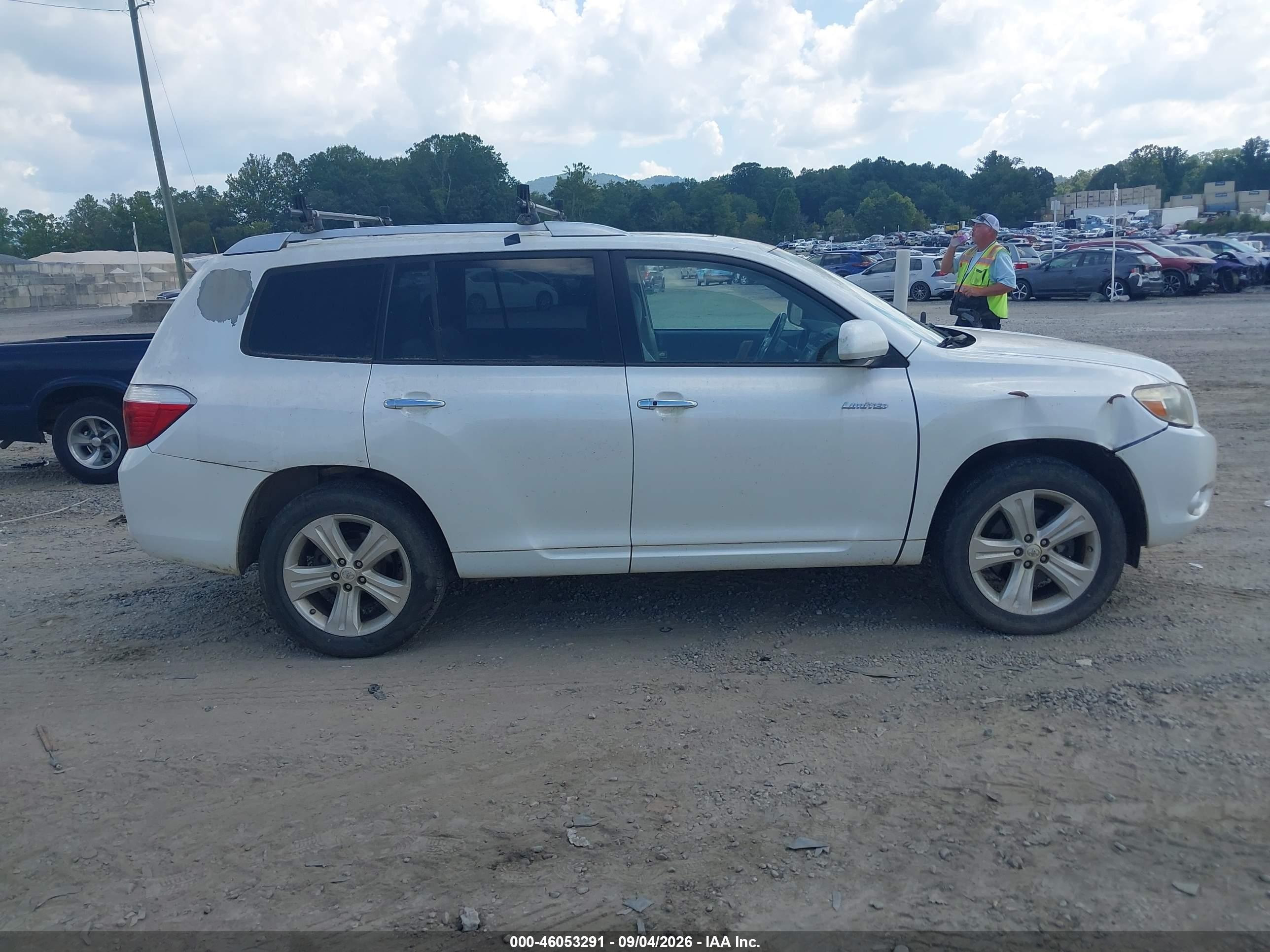 2010 Toyota Highlander Limited V6 White vin: 5TDDK3EH4AS004644
