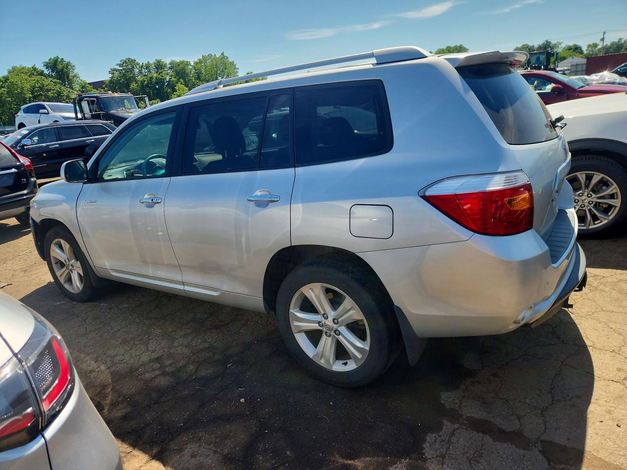 2010 Toyota Highlander Limited Silver vin: 5TDDK3EH4AS022531