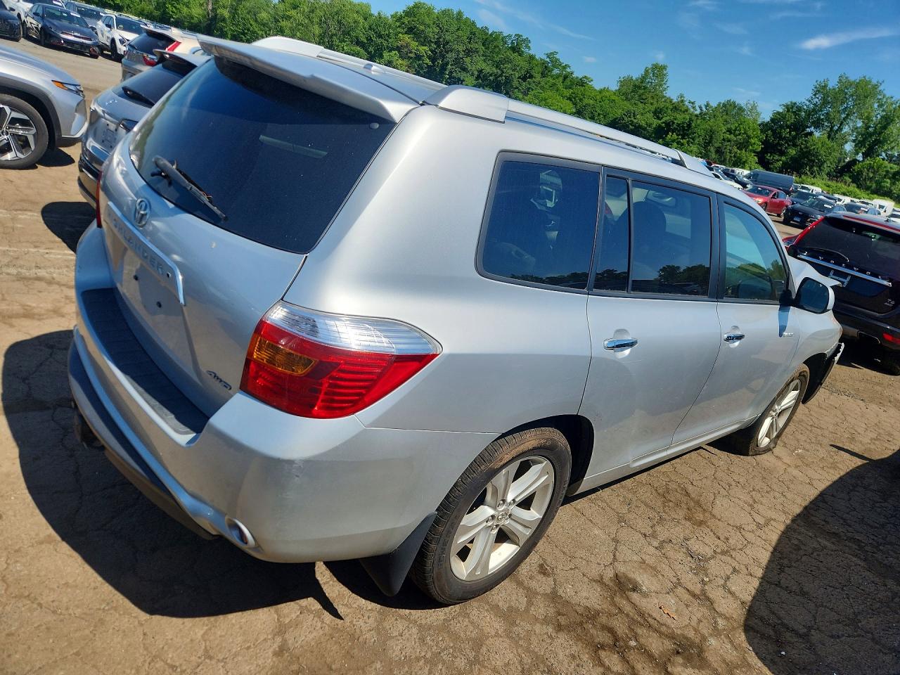 2010 Toyota Highlander Limited Silver vin: 5TDDK3EH4AS022531