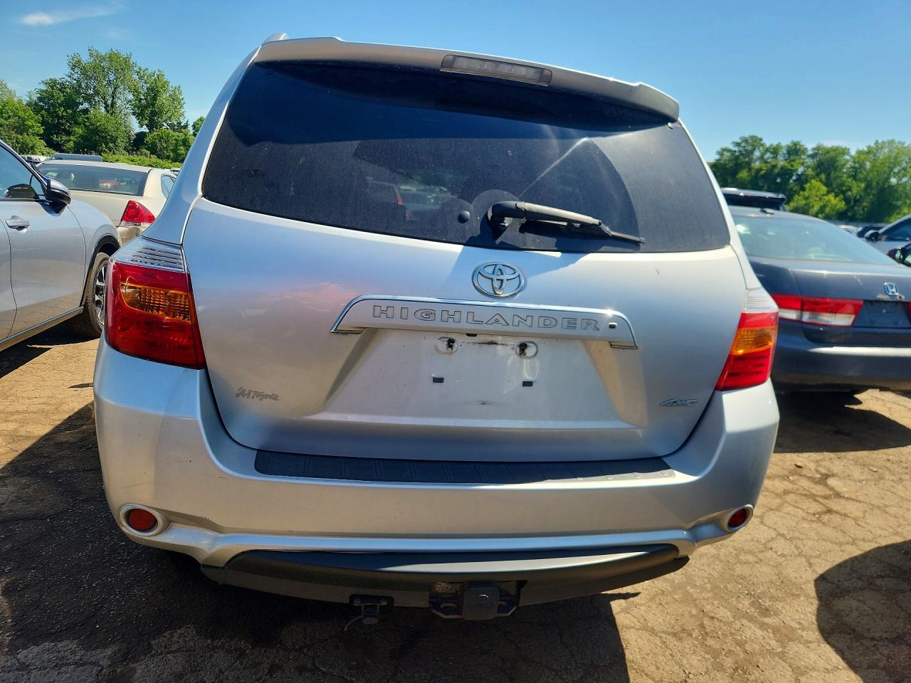 2010 Toyota Highlander Limited Silver vin: 5TDDK3EH4AS022531