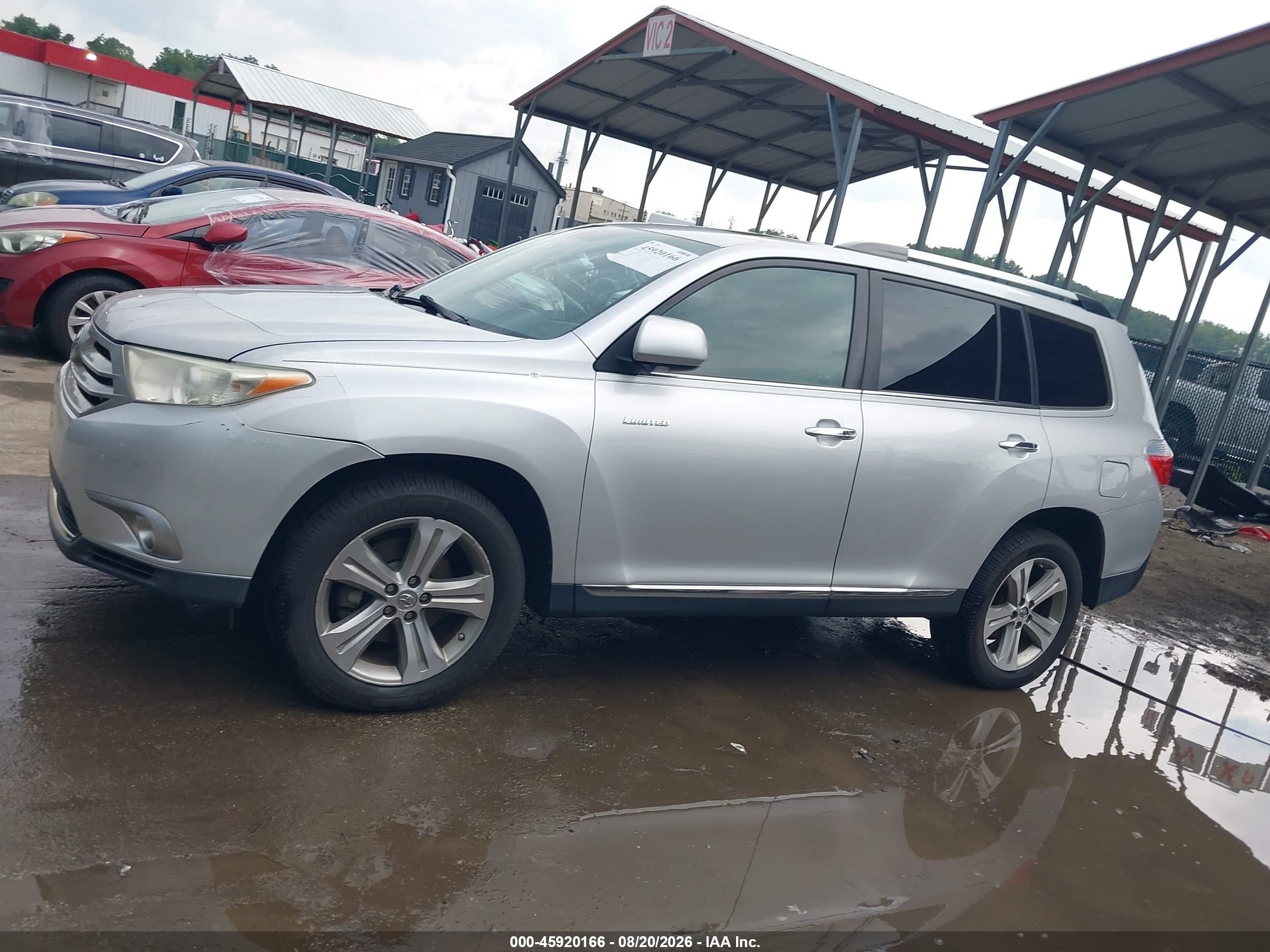 2011 Toyota Highlander Limited V6 Серебряный vin: 5TDDK3EH4BS078910