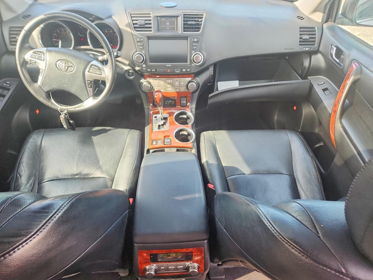 2012 Toyota Highlander Limited Silver vin: 5TDDK3EH4CS137407