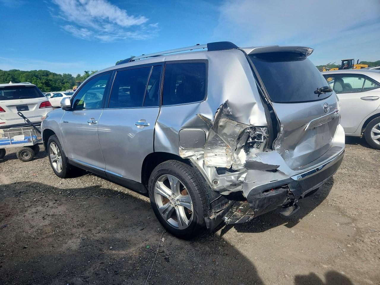 2012 Toyota Highlander Limited Silver vin: 5TDDK3EH4CS137407