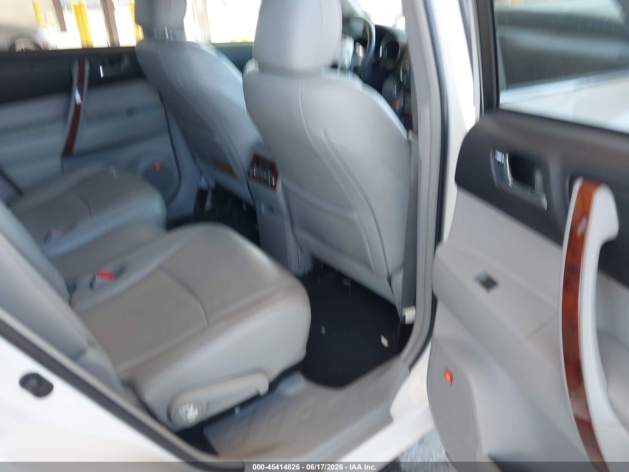 2012 Toyota Highlander Limited V6 White vin: 5TDDK3EH4CS163327
