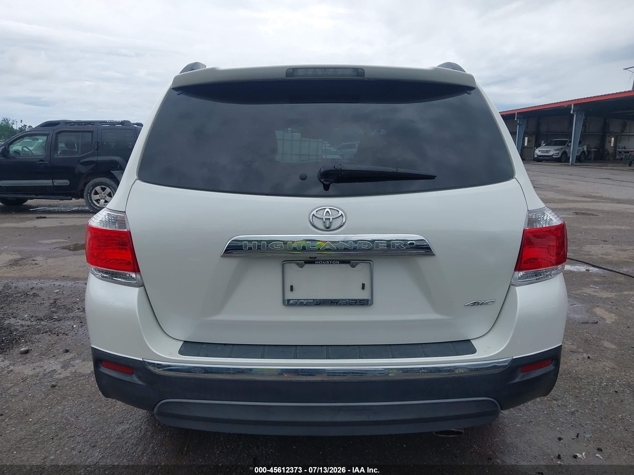 2013 Toyota Highlander Limited V6 Белый vin: 5TDDK3EH4DS200054
