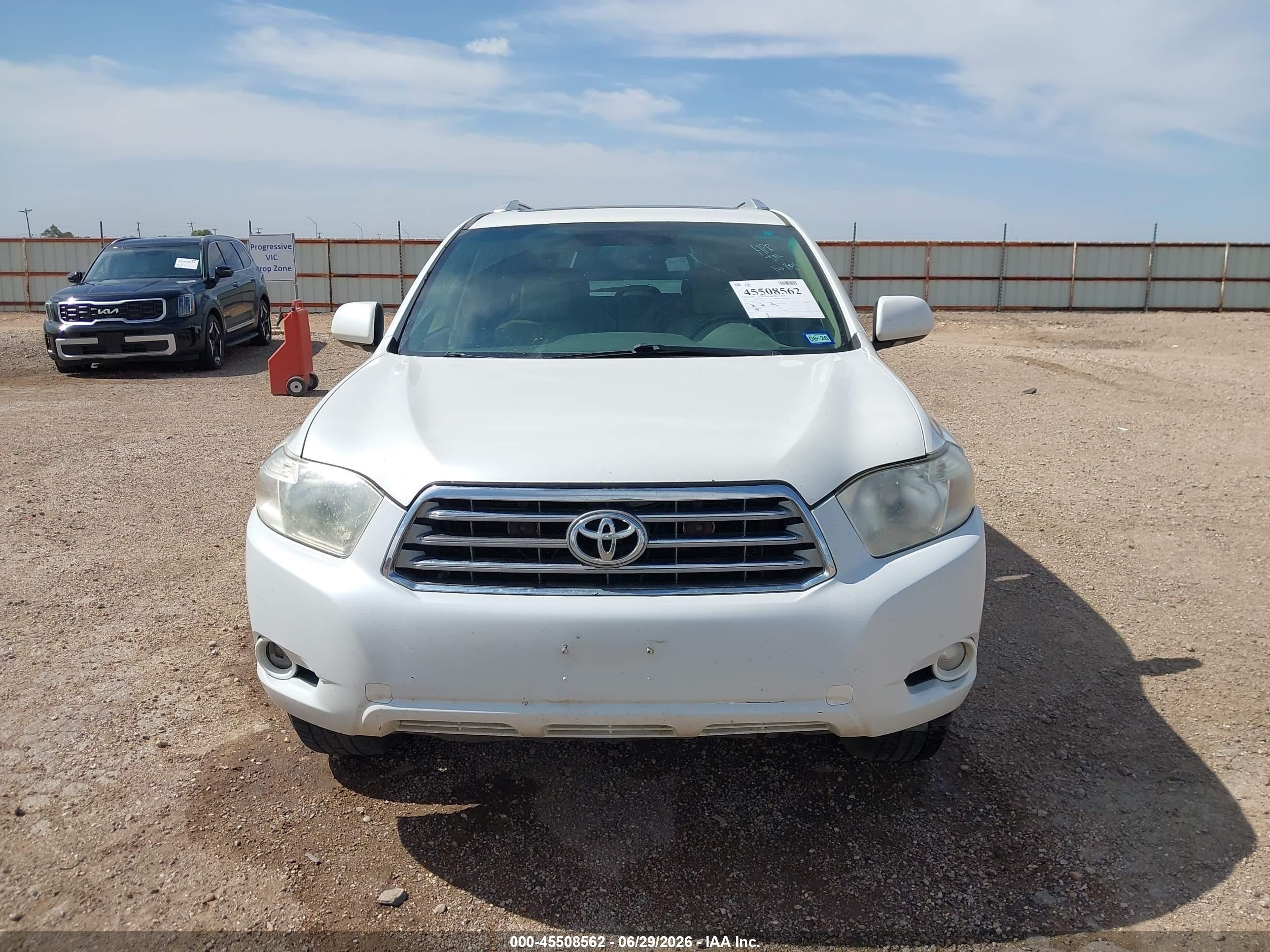 2010 Toyota Highlander Limited V6 White vin: 5TDDK3EH5AS001929