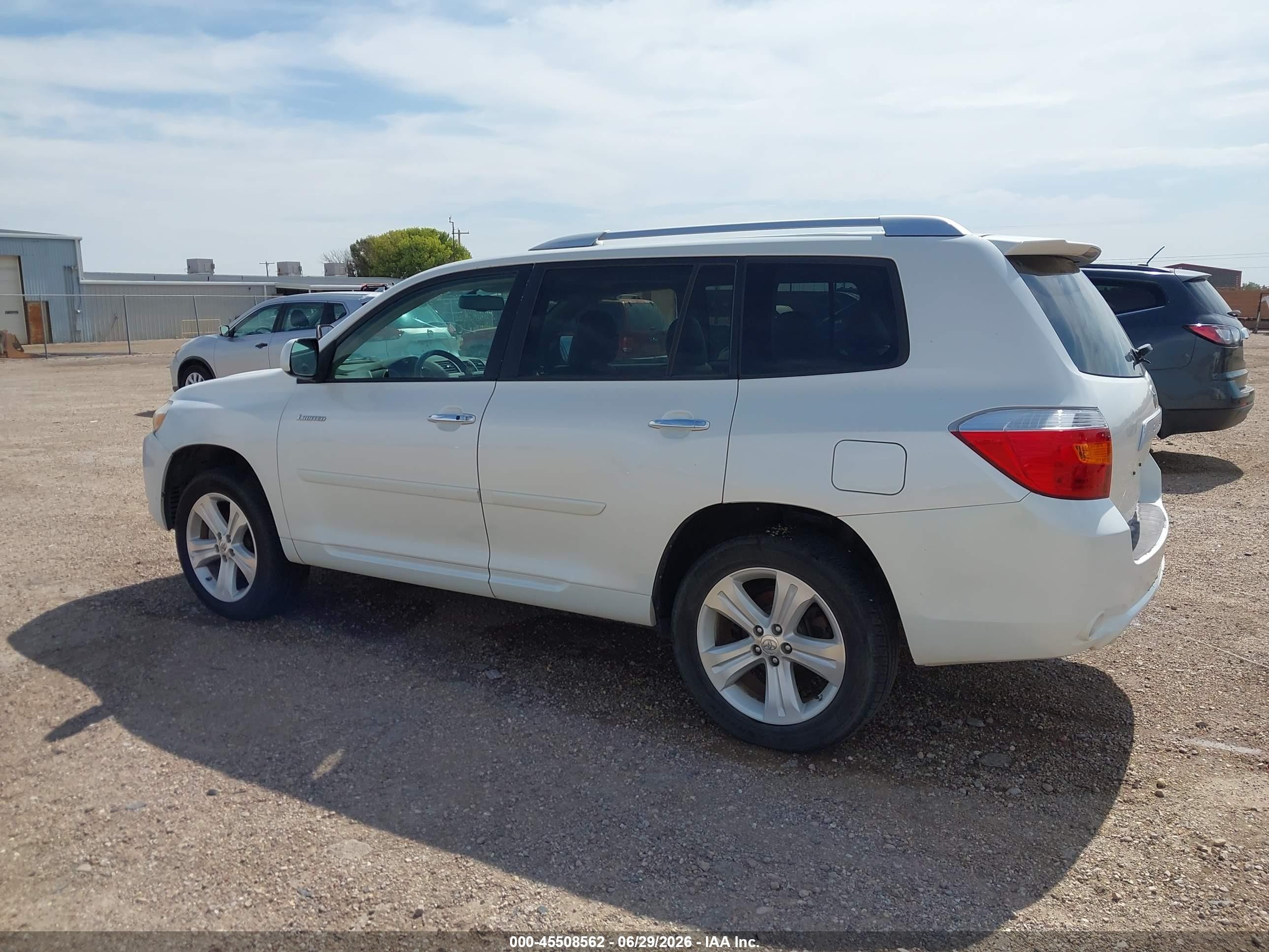 2010 Toyota Highlander Limited V6 White vin: 5TDDK3EH5AS001929