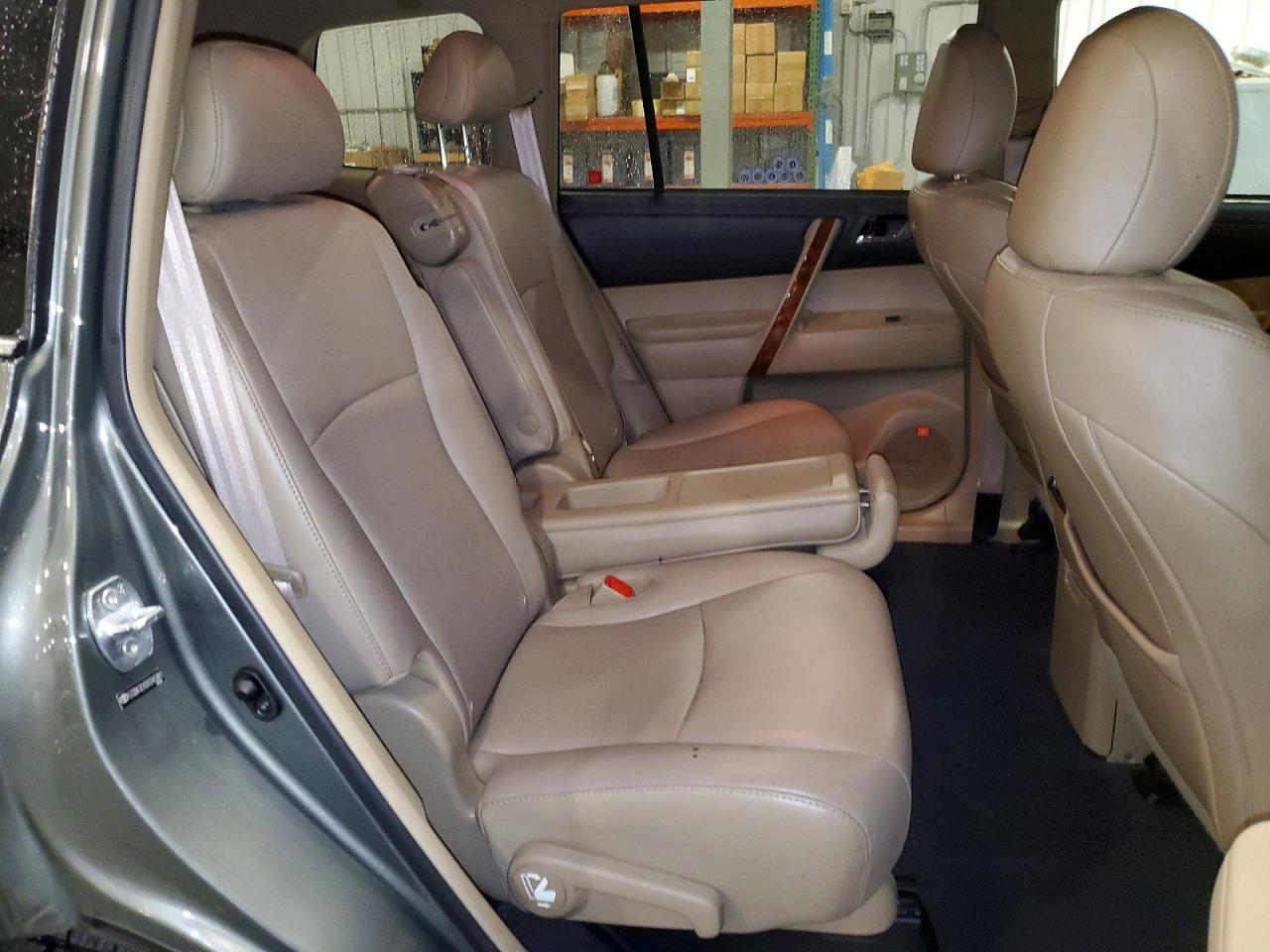 2011 Toyota Highlander Limited Gray vin: 5TDDK3EH5BS045981