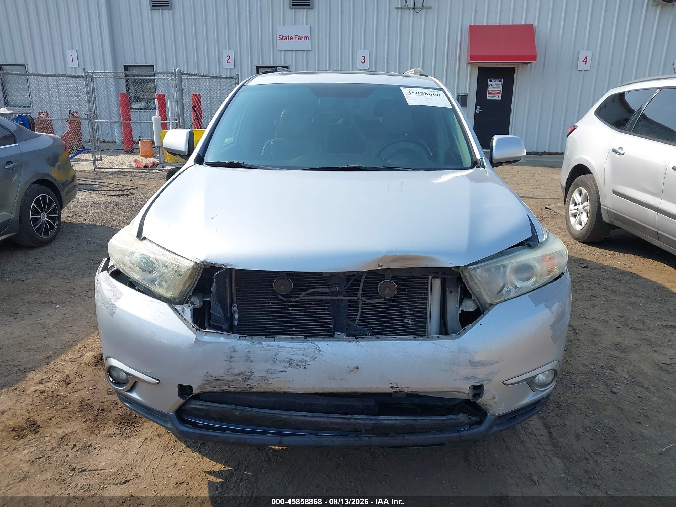 2011 Toyota Highlander Limited V6 Серебряный vin: 5TDDK3EH5BS076390
