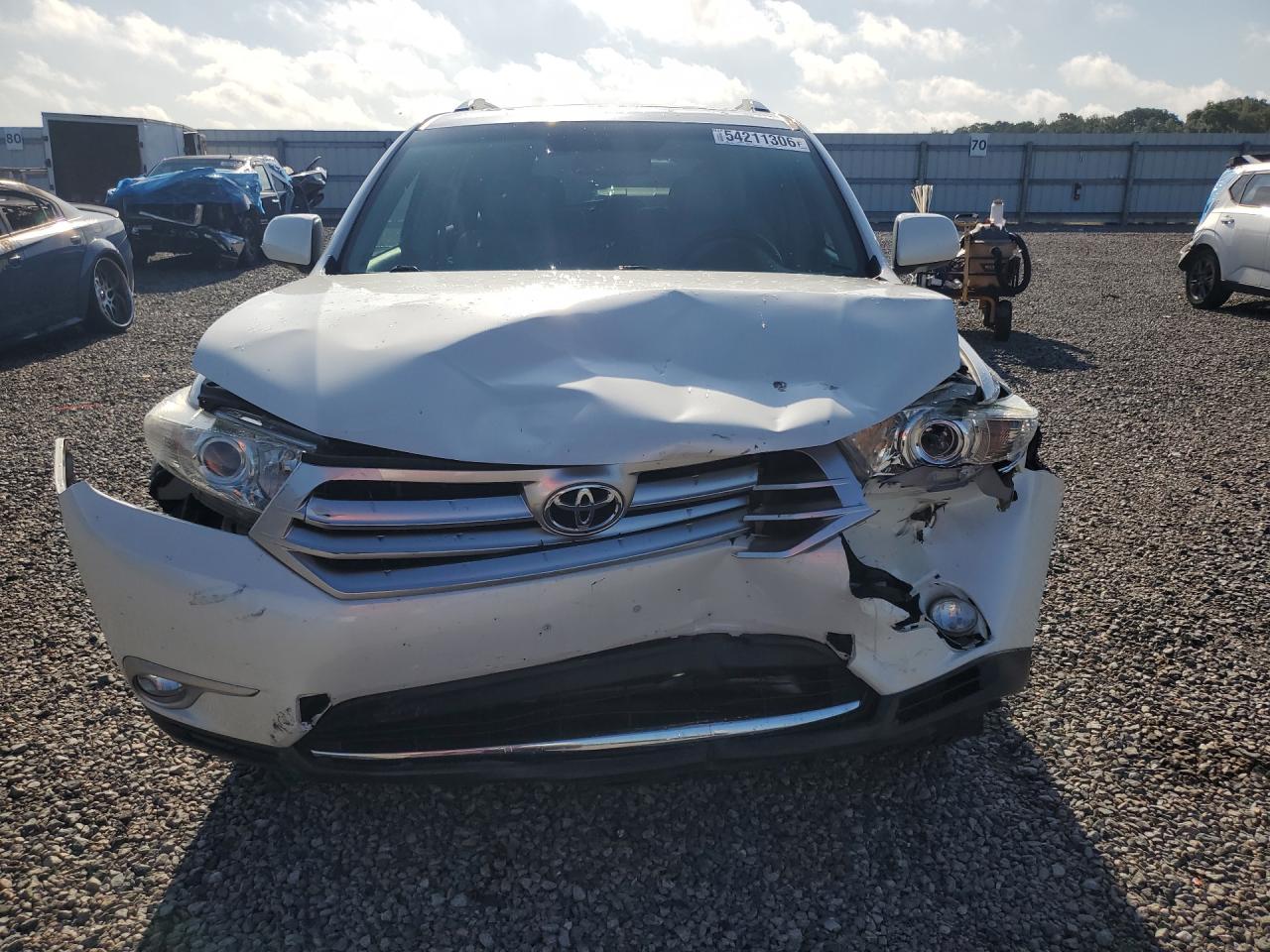 2012 Toyota Highlander Base White vin: 5TDDK3EH5CS161621