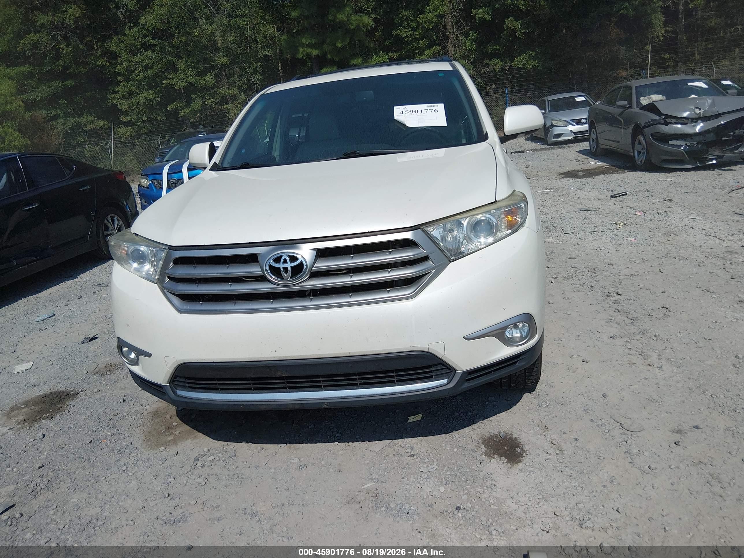 2013 Toyota Highlander Limited V6 White vin: 5TDDK3EH5DS252986