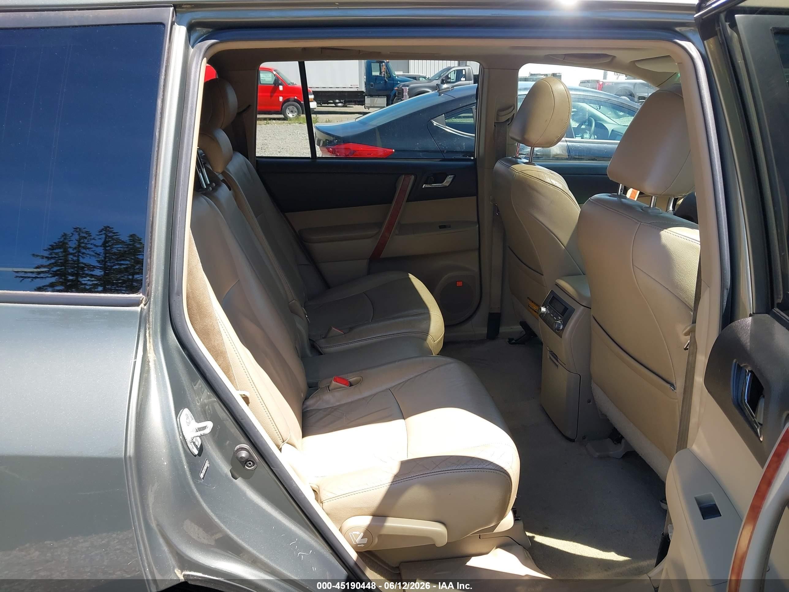 2010 Toyota Highlander Limited V6 Green vin: 5TDDK3EH6AS006783