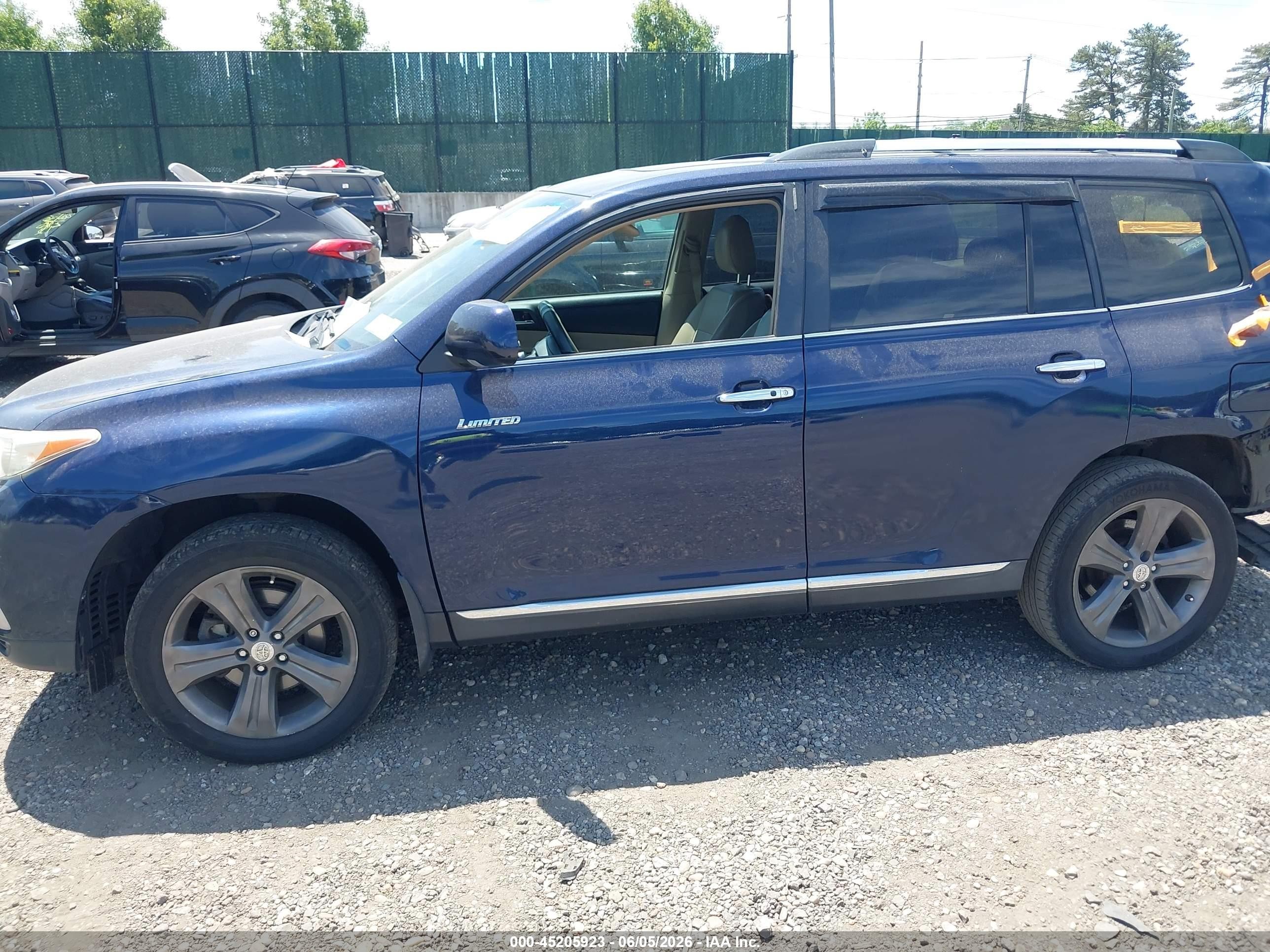 2011 Toyota Highlander Limited V6 Blue vin: 5TDDK3EH6BS046914