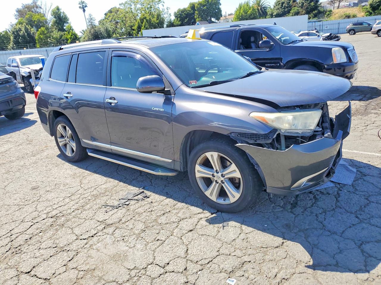 2013 Toyota Highlander Limited Charcoal vin: 5TDDK3EH6DS201884