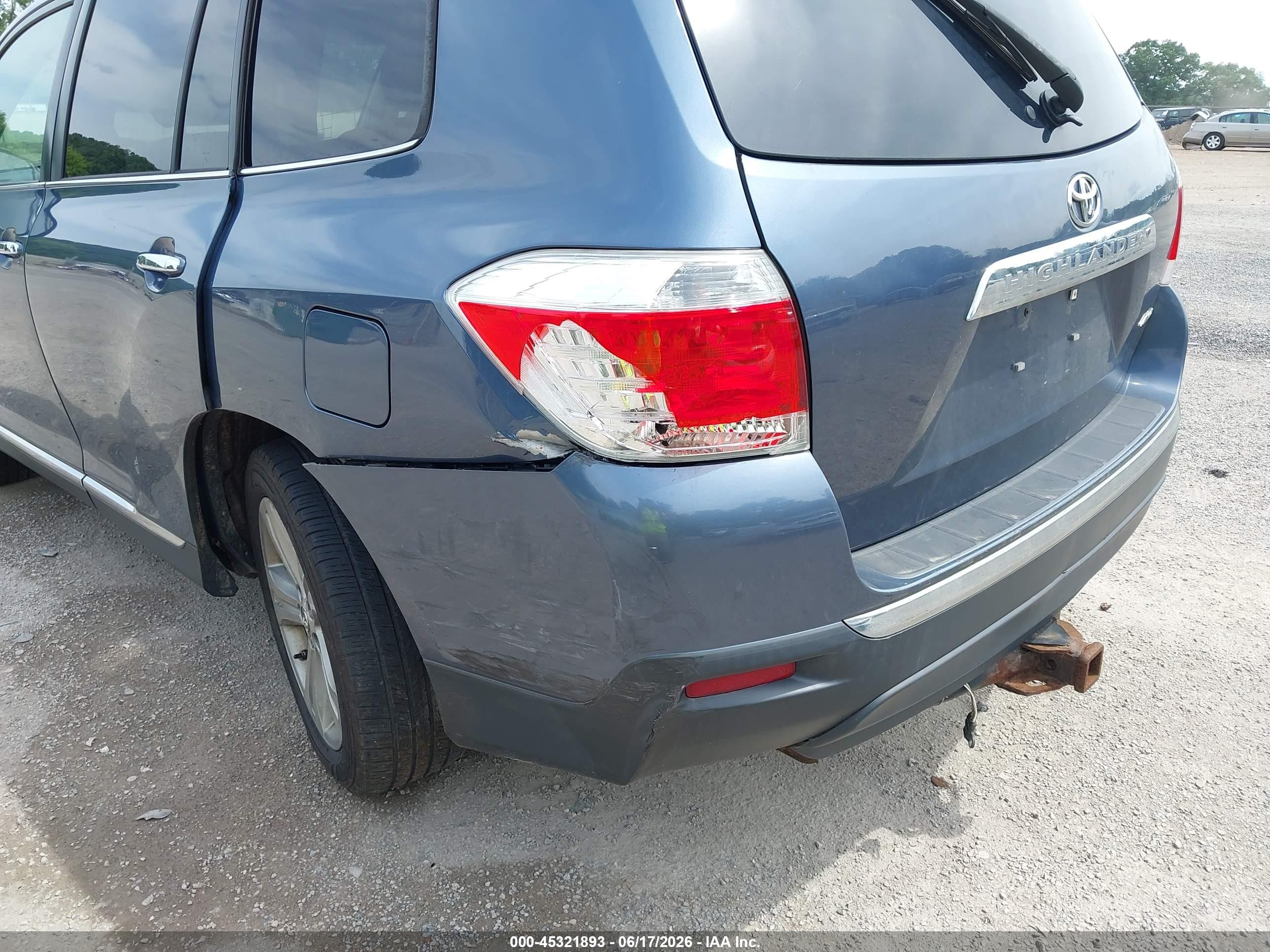 2013 Toyota Highlander Limited V6 Blue vin: 5TDDK3EH6DS234948
