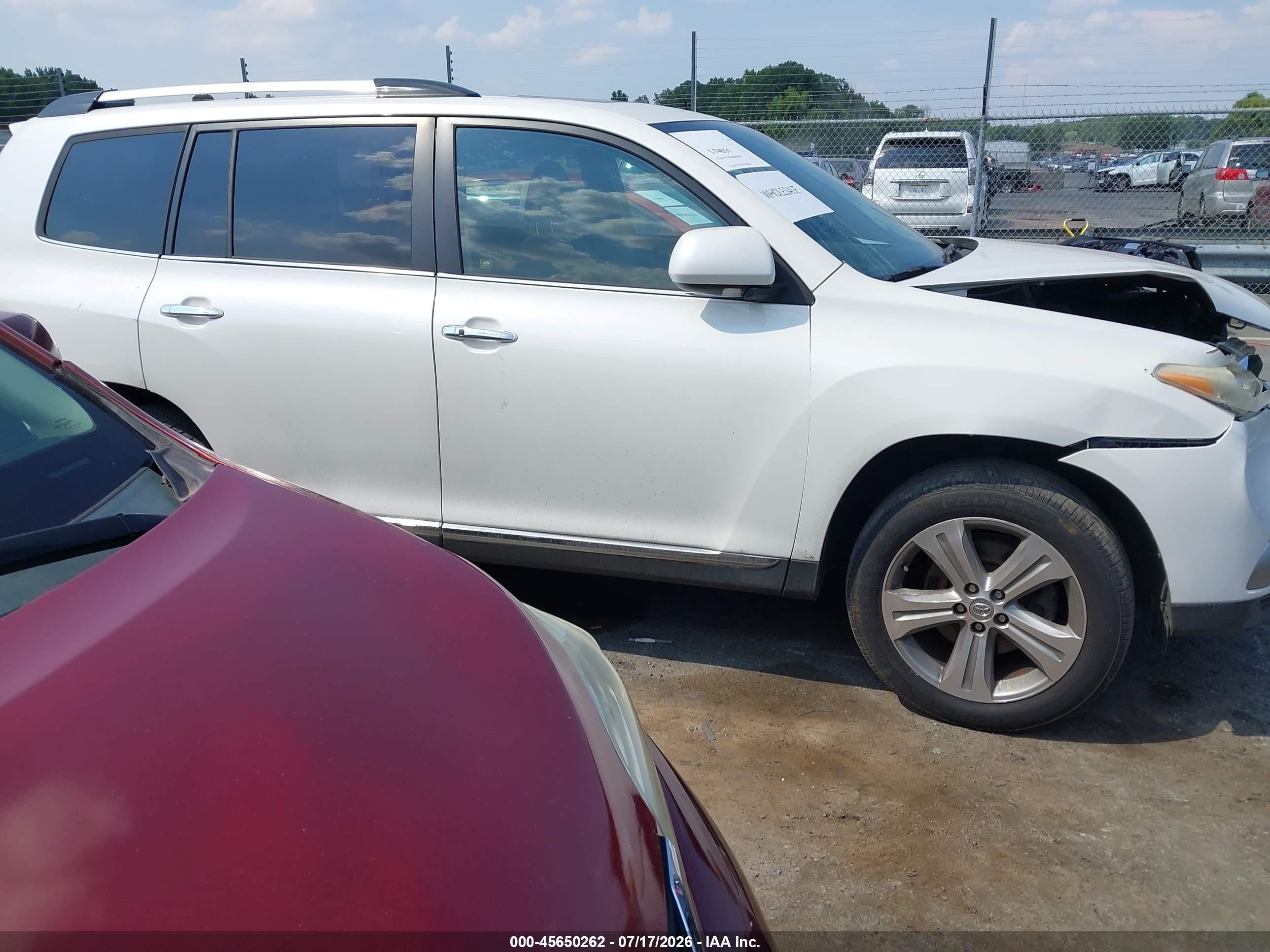 2013 Toyota Highlander Limited V6 White vin: 5TDDK3EH6DS264189