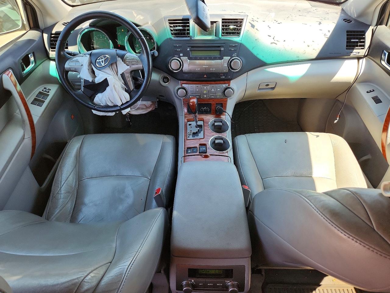 2010 Toyota Highlander Limited Silver vin: 5TDDK3EH7AS026508