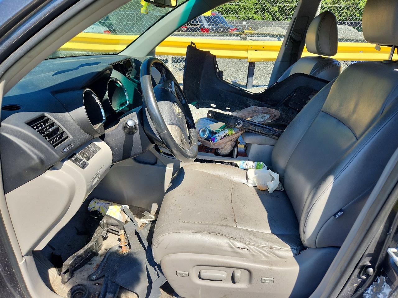 2010 Toyota Highlander Limited Gray vin: 5TDDK3EH7AS037170