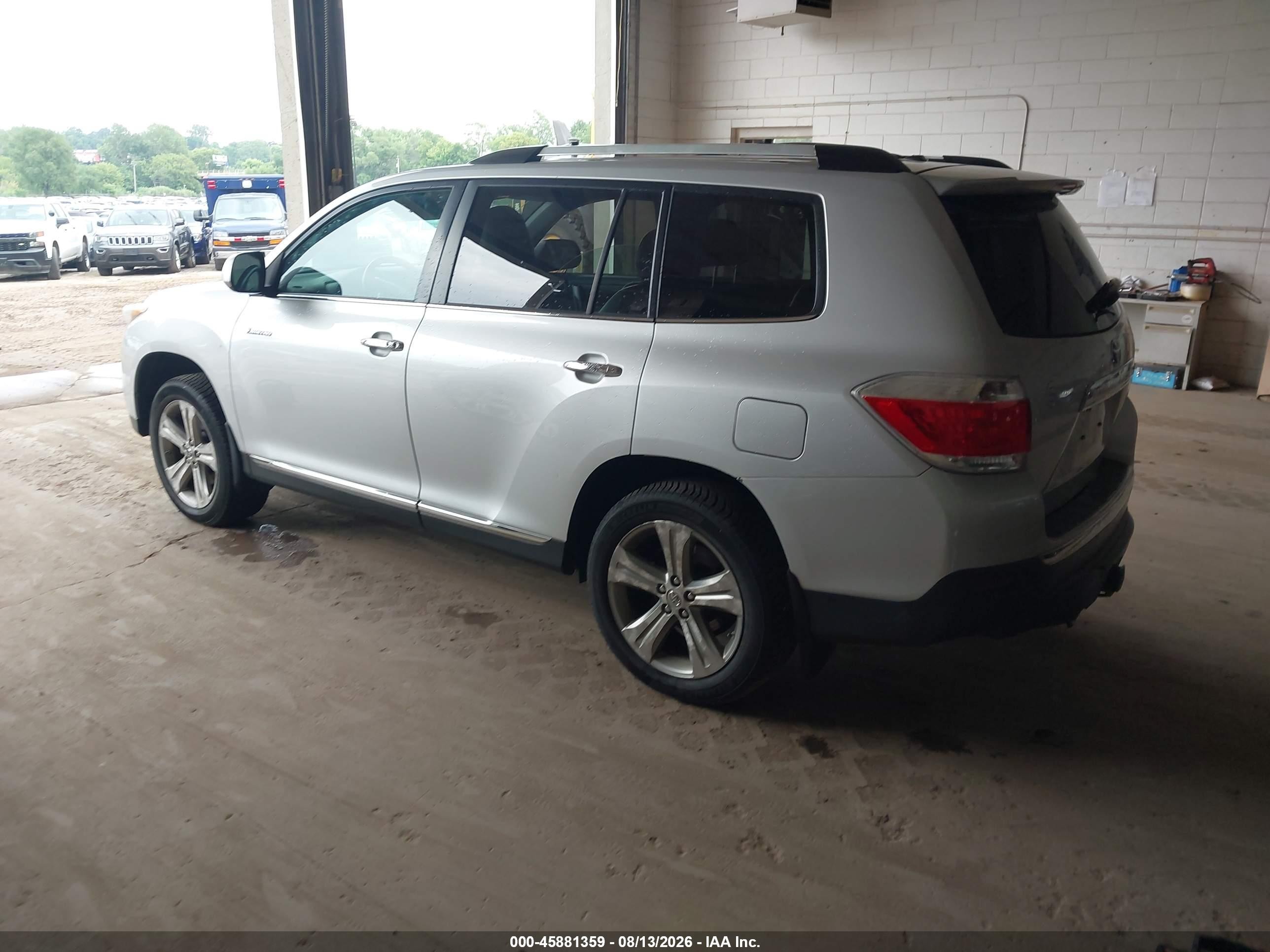 2011 Toyota Highlander Limited V6 Silver vin: 5TDDK3EH7BS072437