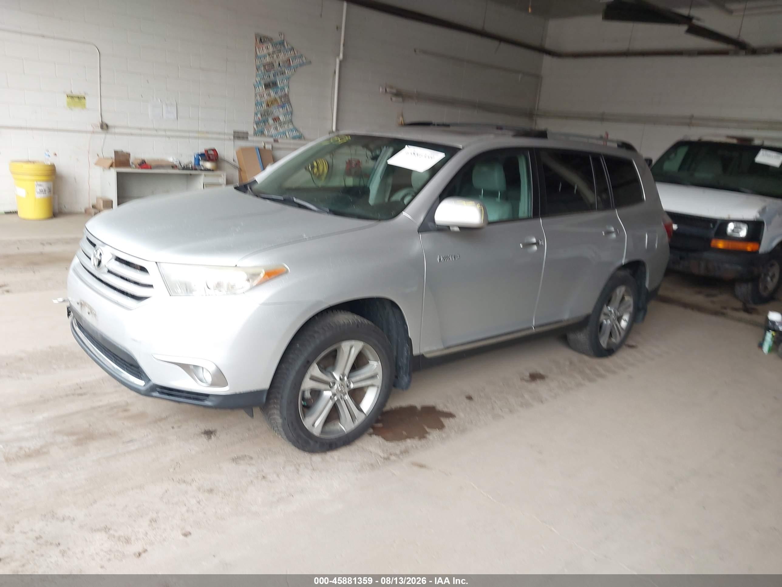 2011 Toyota Highlander Limited V6 Silver vin: 5TDDK3EH7BS072437