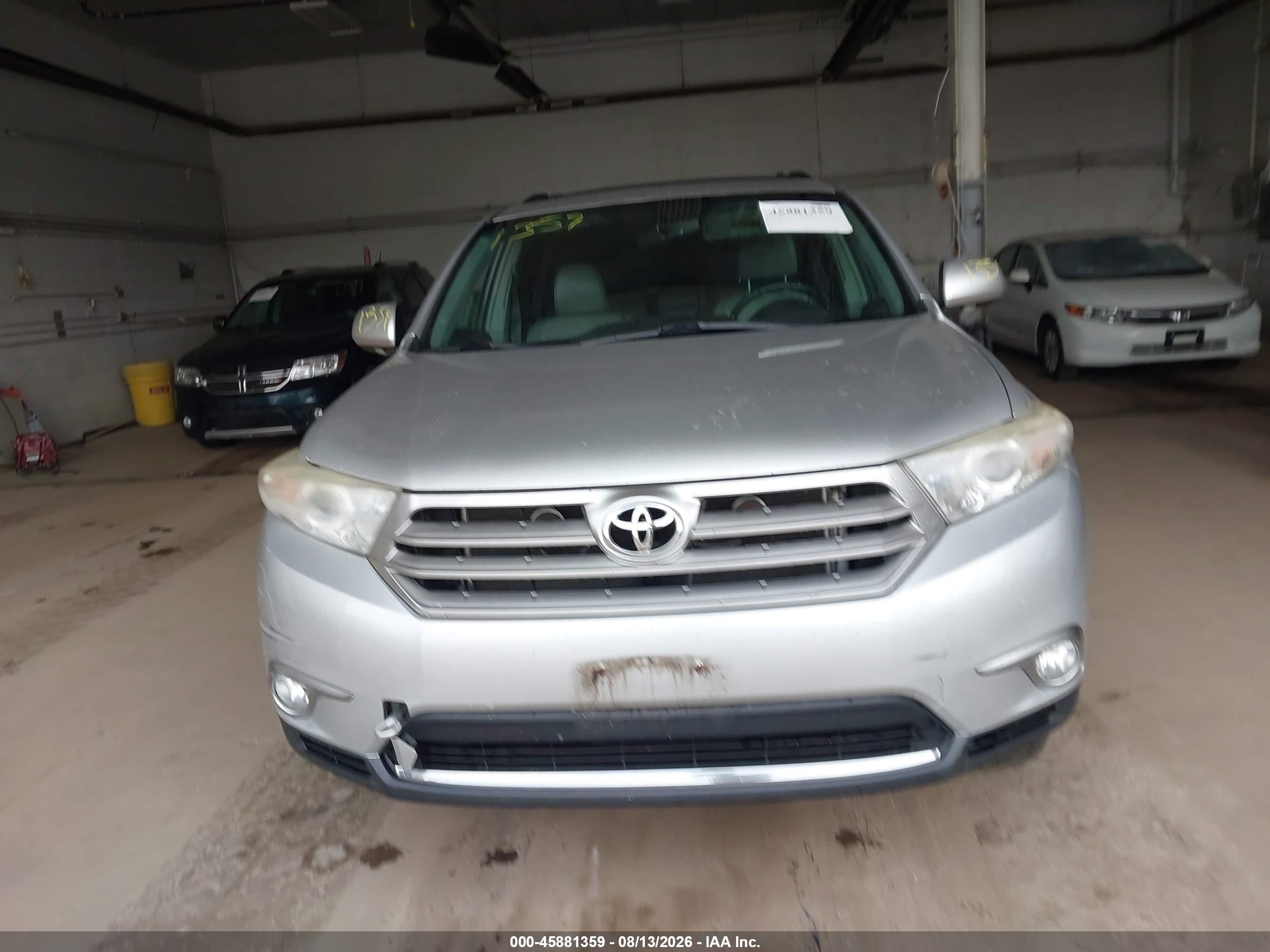 2011 Toyota Highlander Limited V6 Silver vin: 5TDDK3EH7BS072437