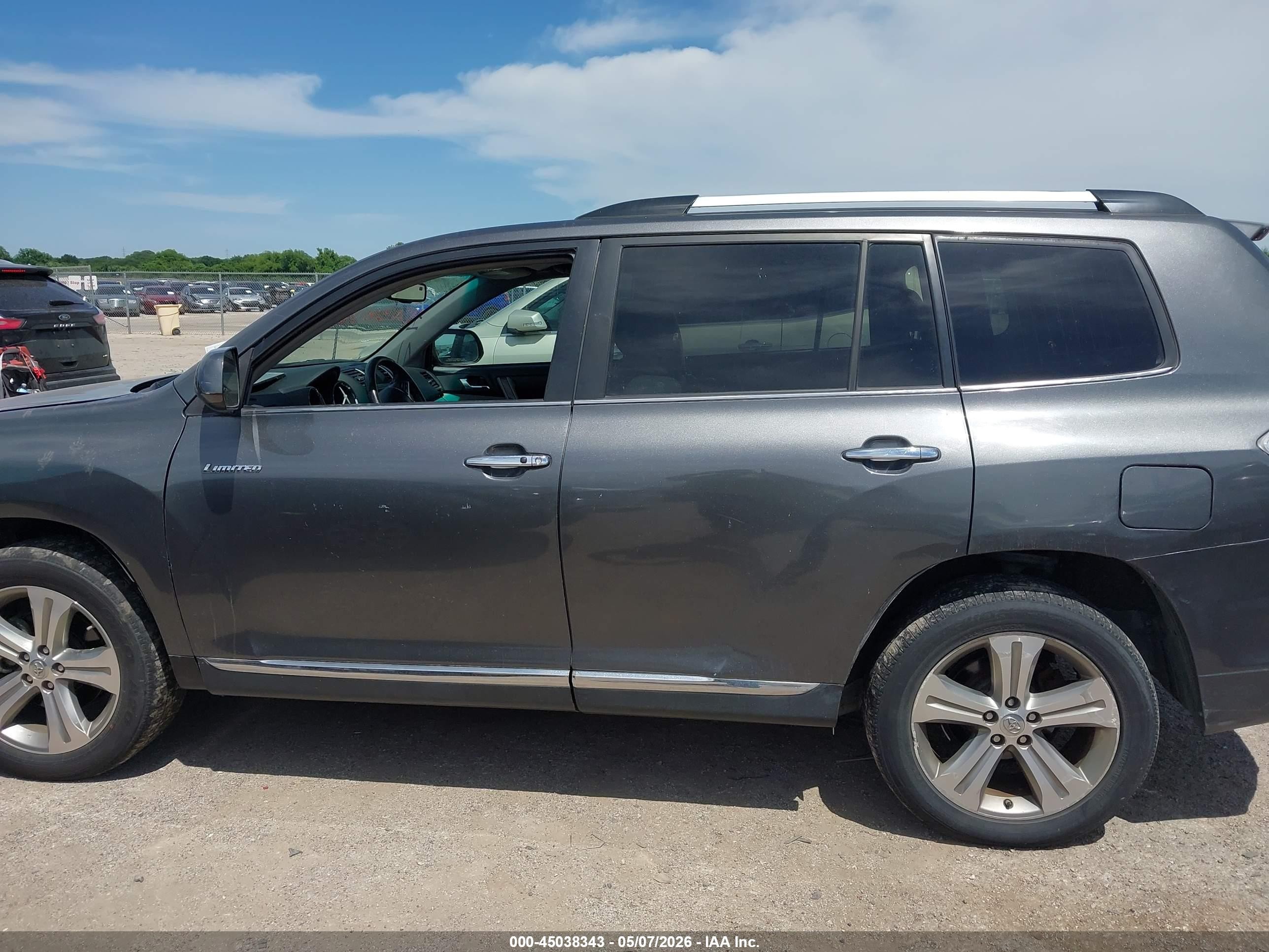 2011 Toyota Highlander Limited V6 Gray vin: 5TDDK3EH7BS083003