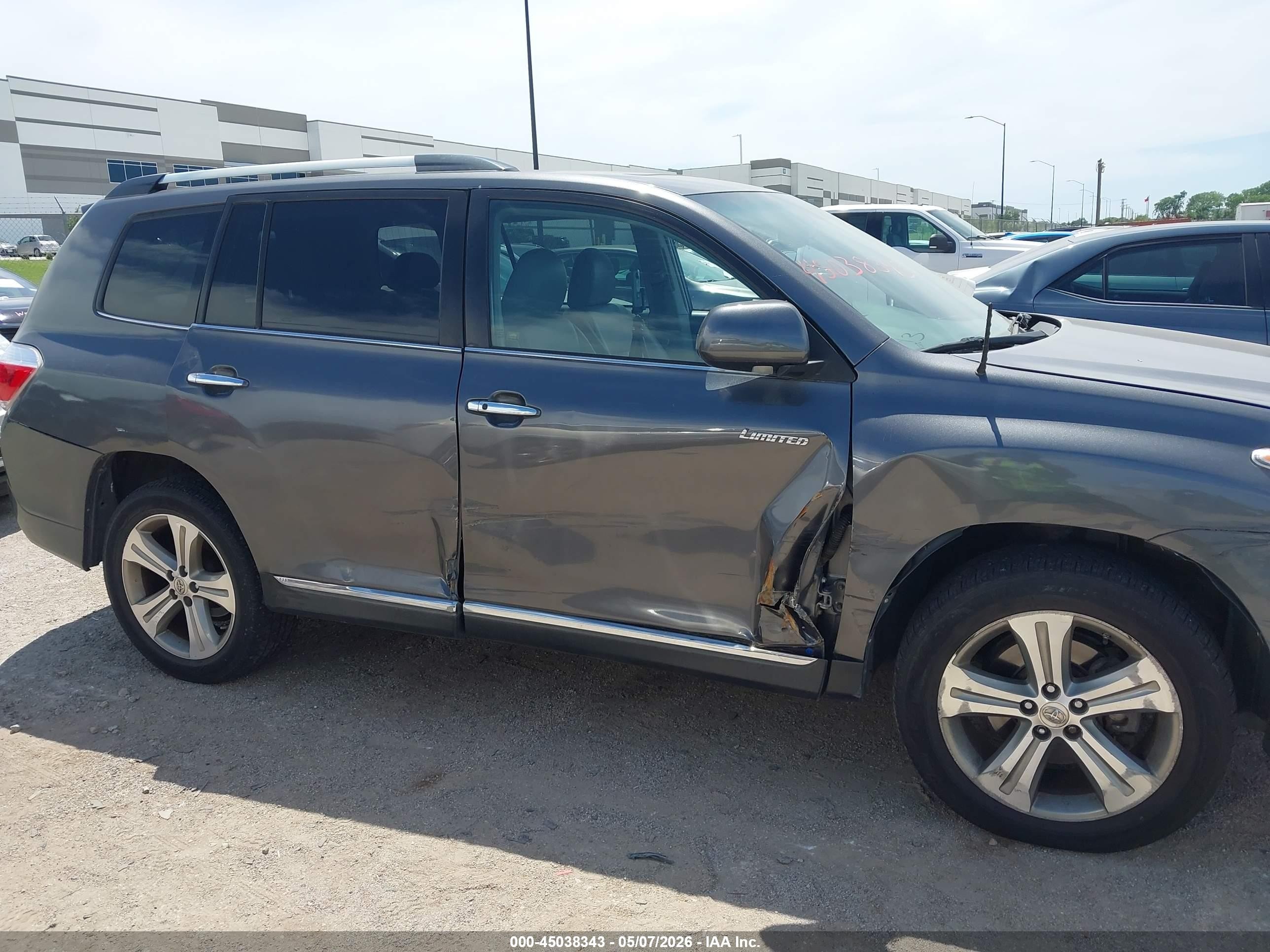 2011 Toyota Highlander Limited V6 Gray vin: 5TDDK3EH7BS083003