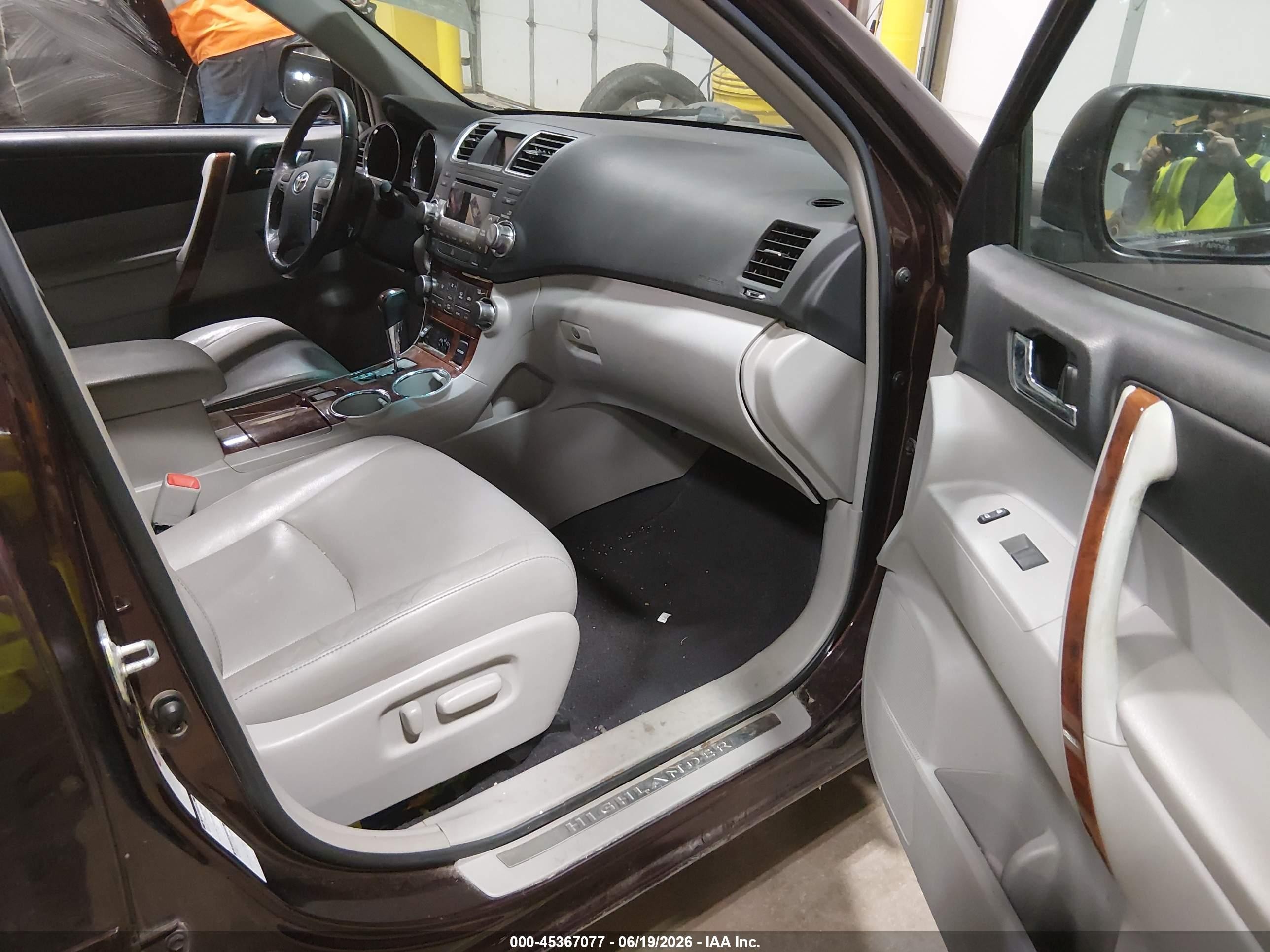 2012 Toyota Highlander Limited V6 Purple vin: 5TDDK3EH7CS094570