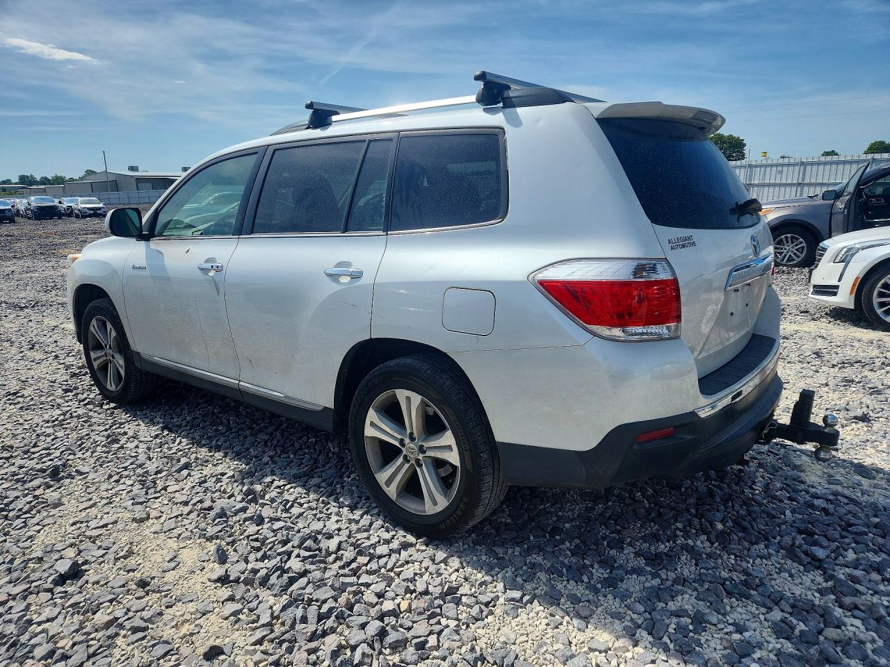 2012 Toyota Highlander Limited White vin: 5TDDK3EH7CS122609