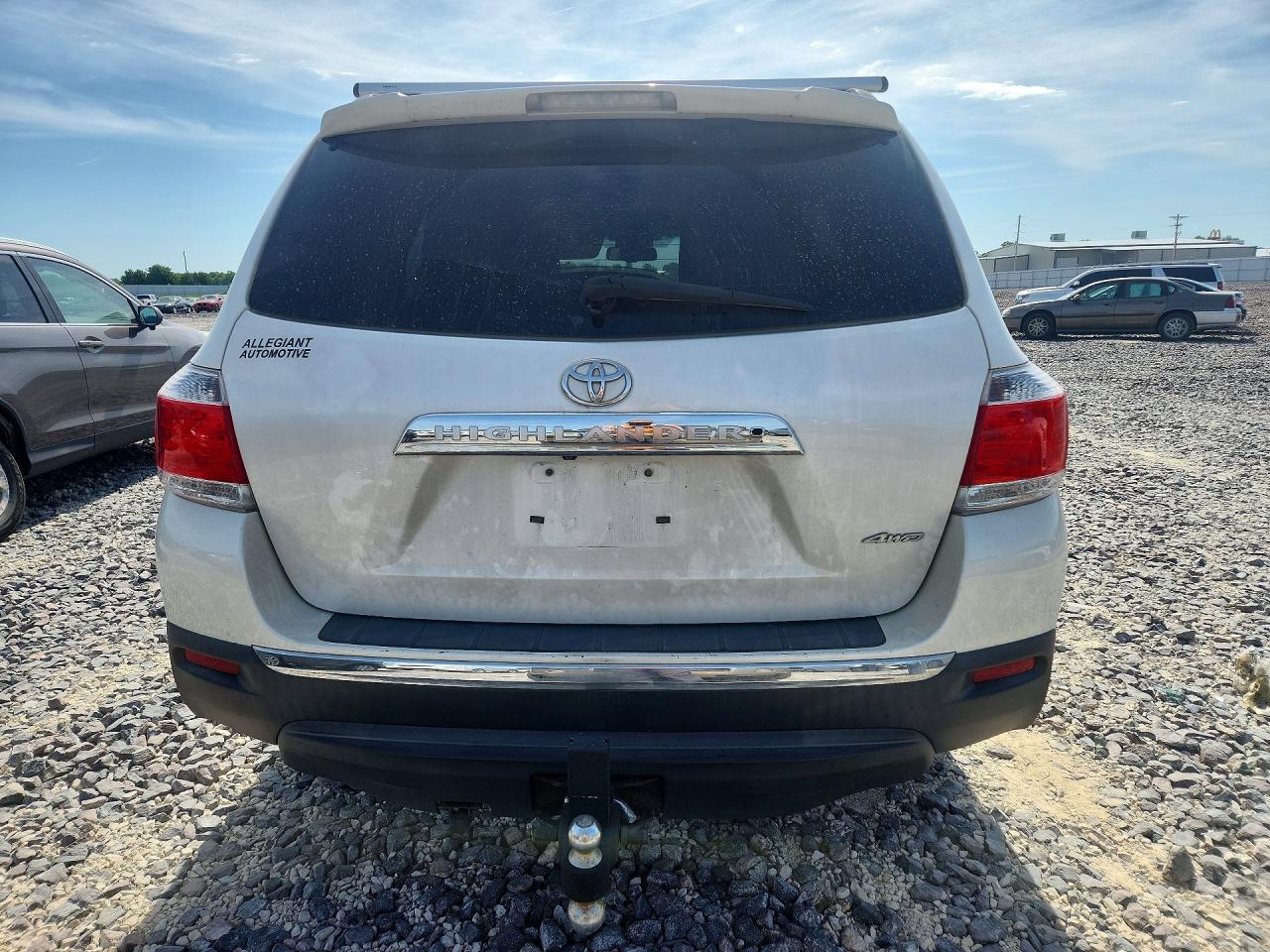 2012 Toyota Highlander Limited White vin: 5TDDK3EH7CS122609