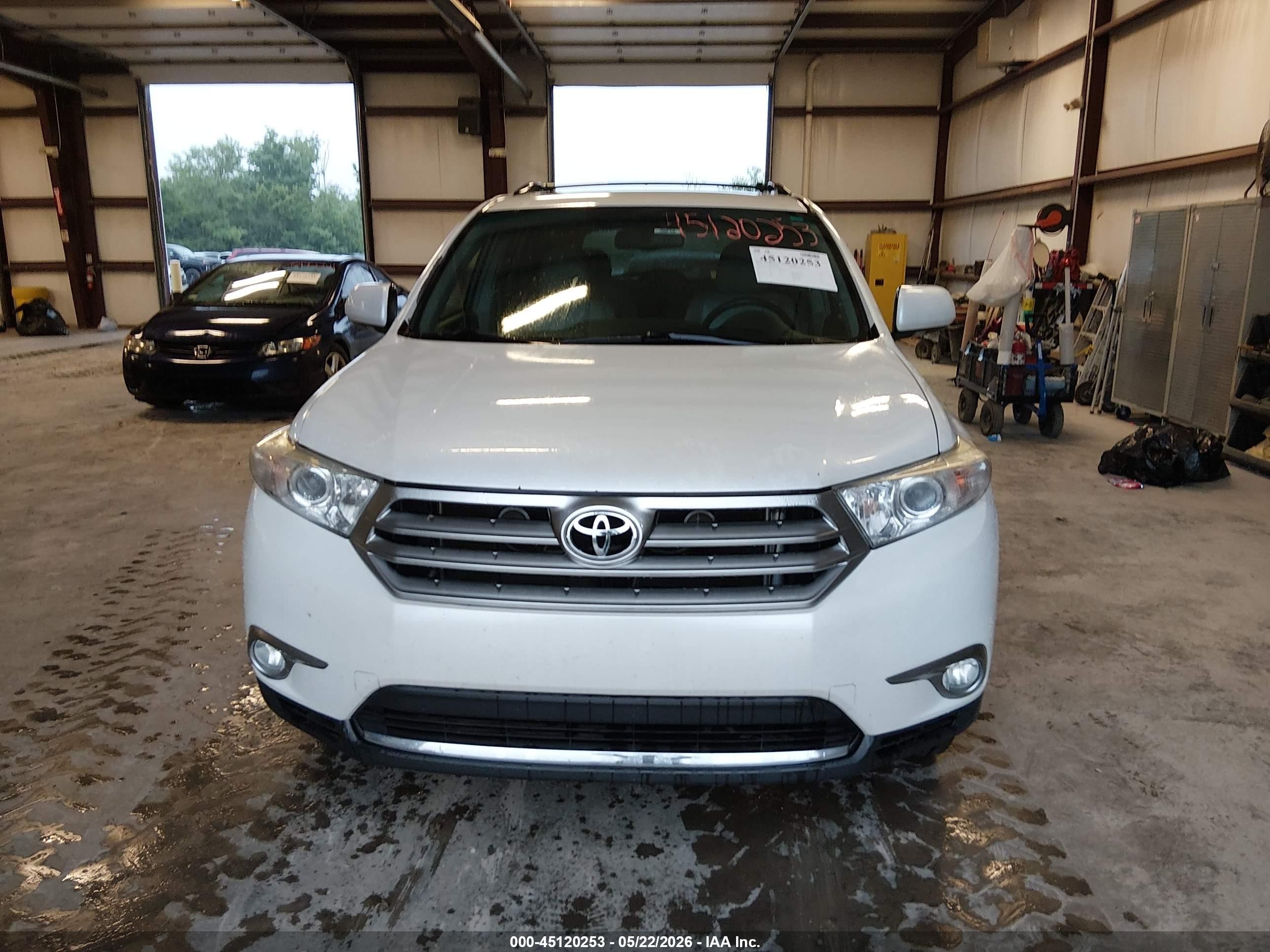 2013 Toyota Highlander Limited V6 White vin: 5TDDK3EH7DS219990