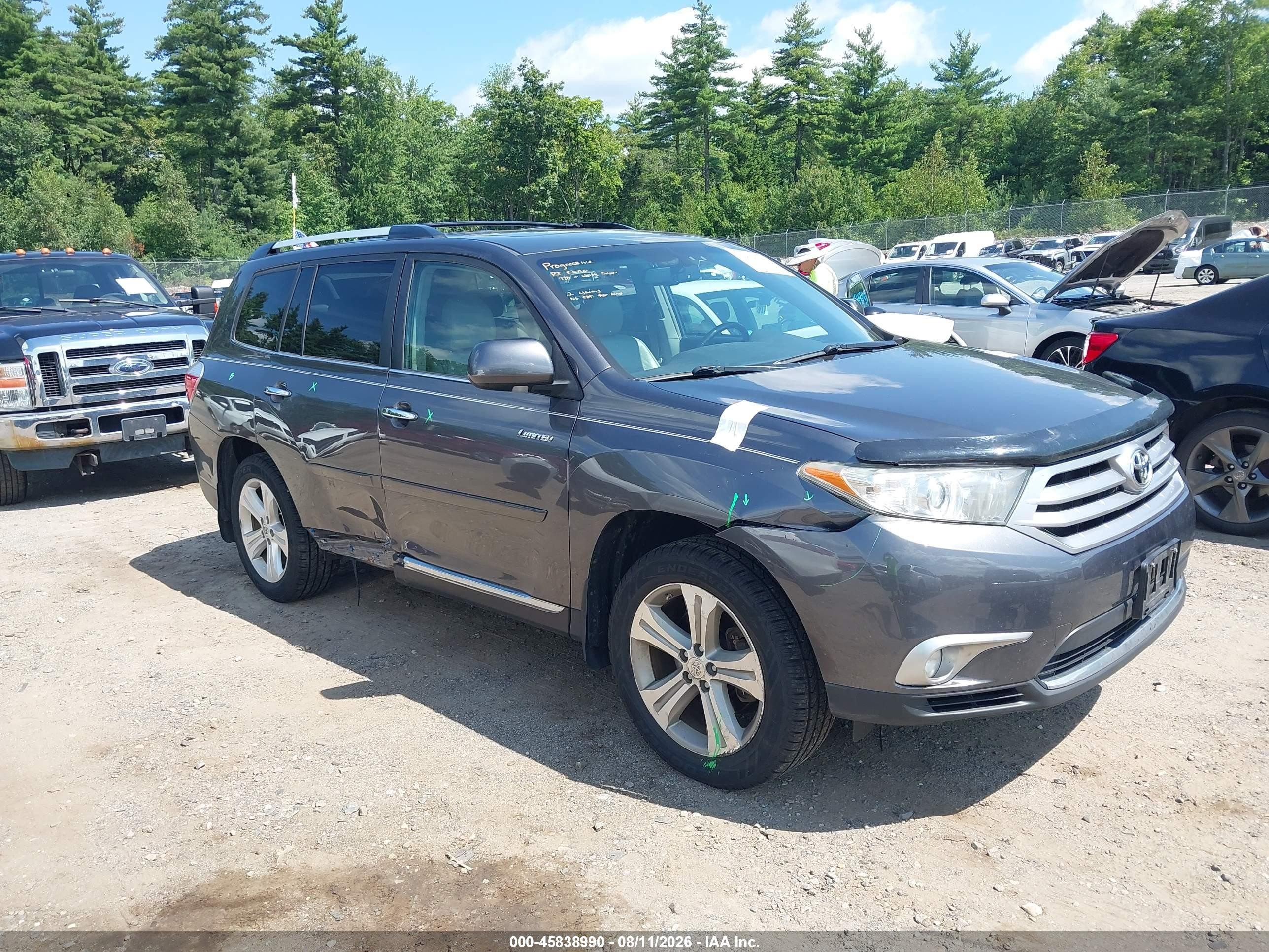 5TDDK3EH8CS151178