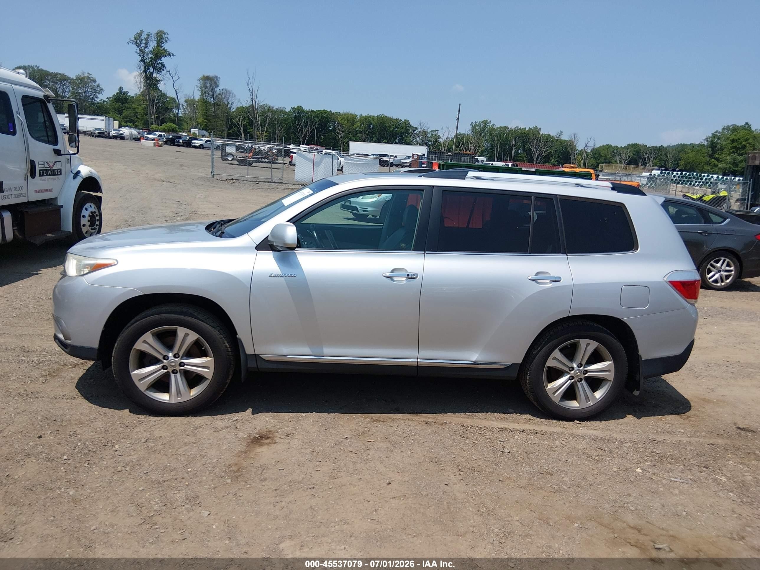 2013 Toyota Highlander Limited V6 Silver vin: 5TDDK3EH8DS273136